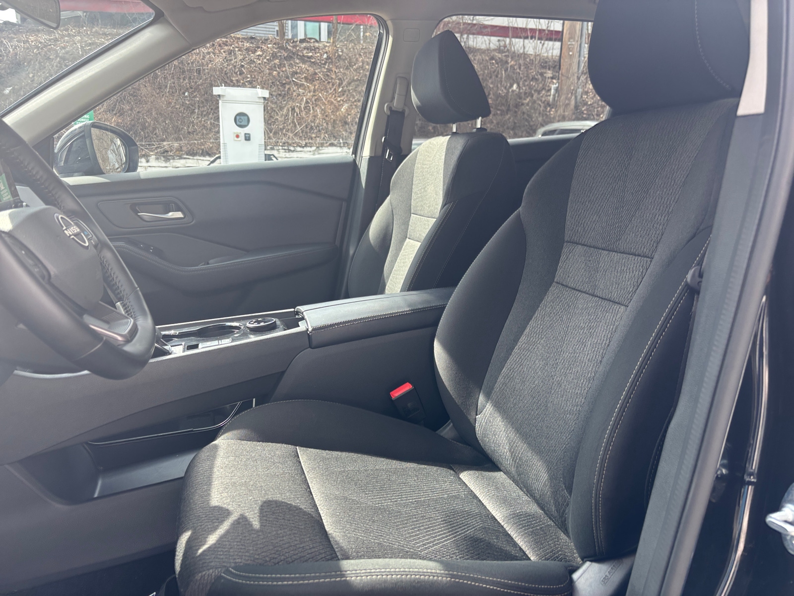 Thumbnail: 2025 Nissan Rogue - 2