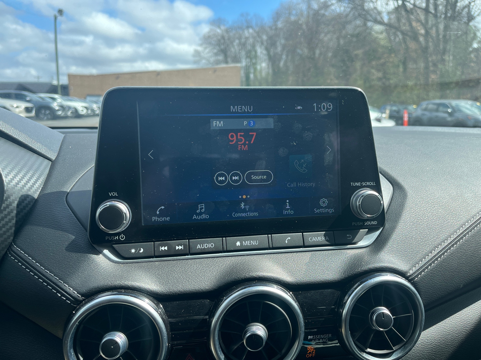 Thumbnail: 2025 Nissan Sentra - 4