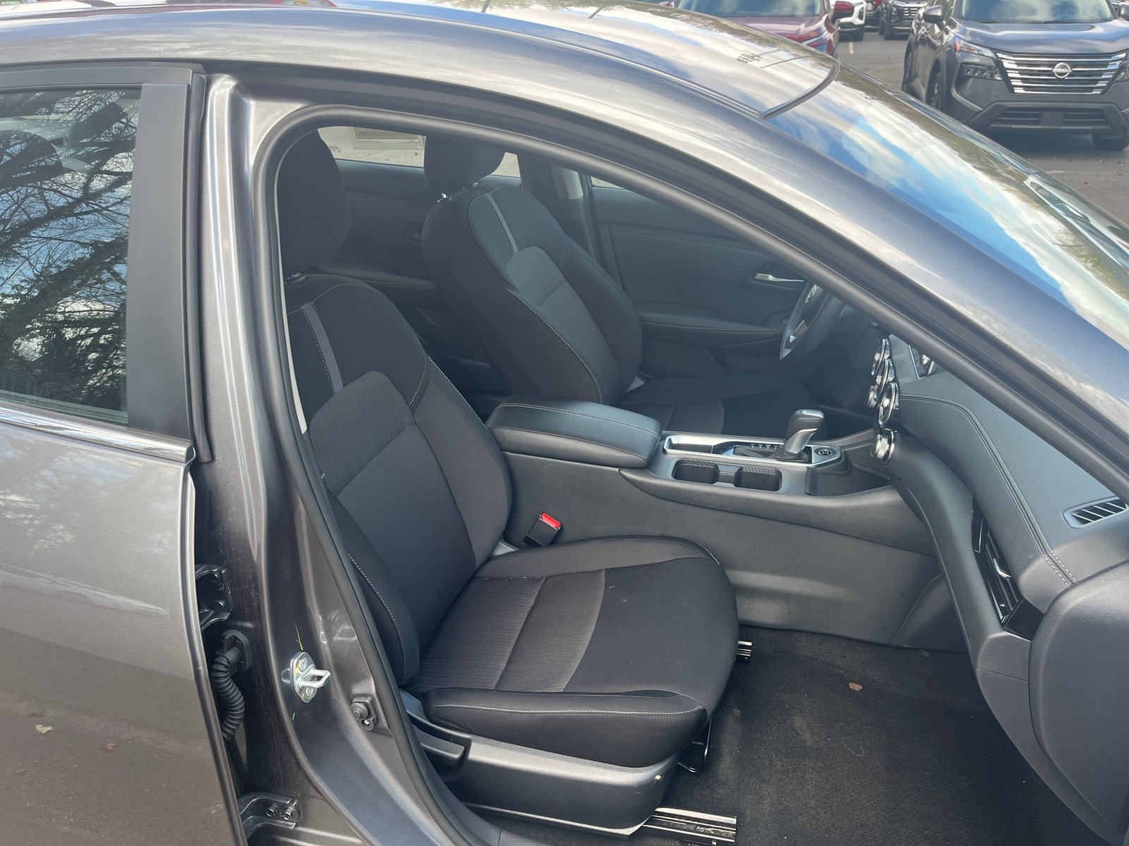 Thumbnail: 2025 Nissan Sentra - 2