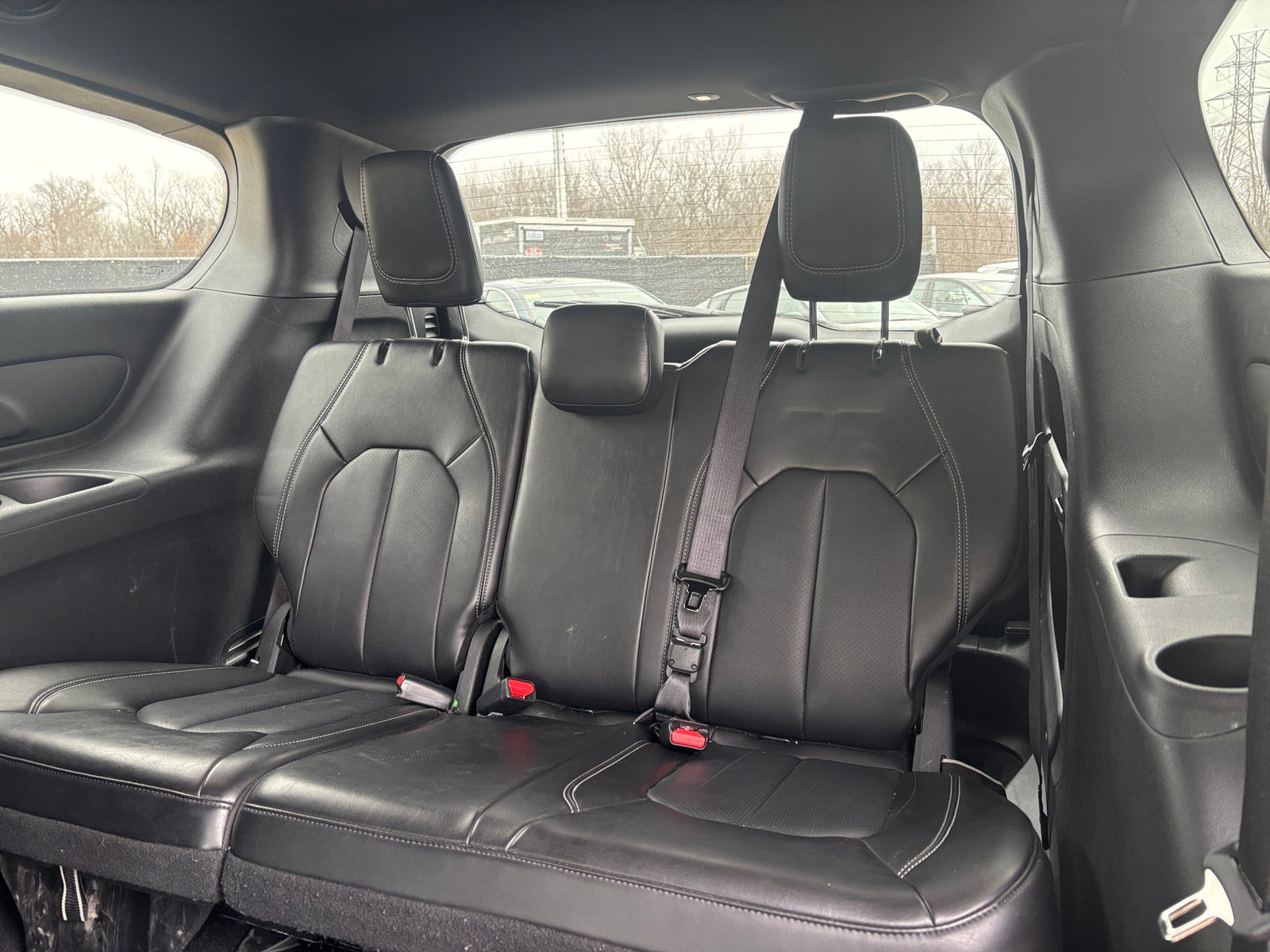 Thumbnail: 2025 Chrysler Pacifica - 5