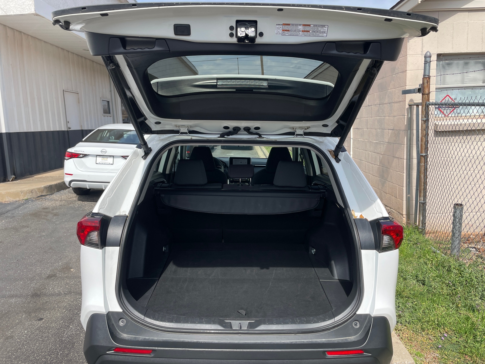 Thumbnail: 2025 Toyota RAV4 - 6