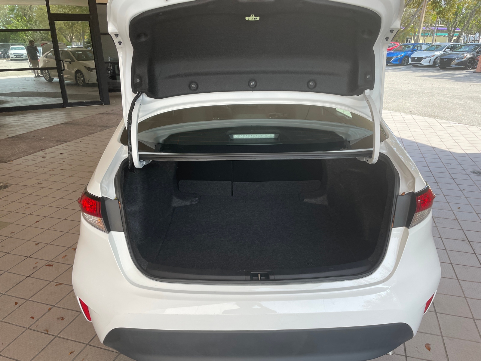 Thumbnail: 2025 Toyota Corolla - 5