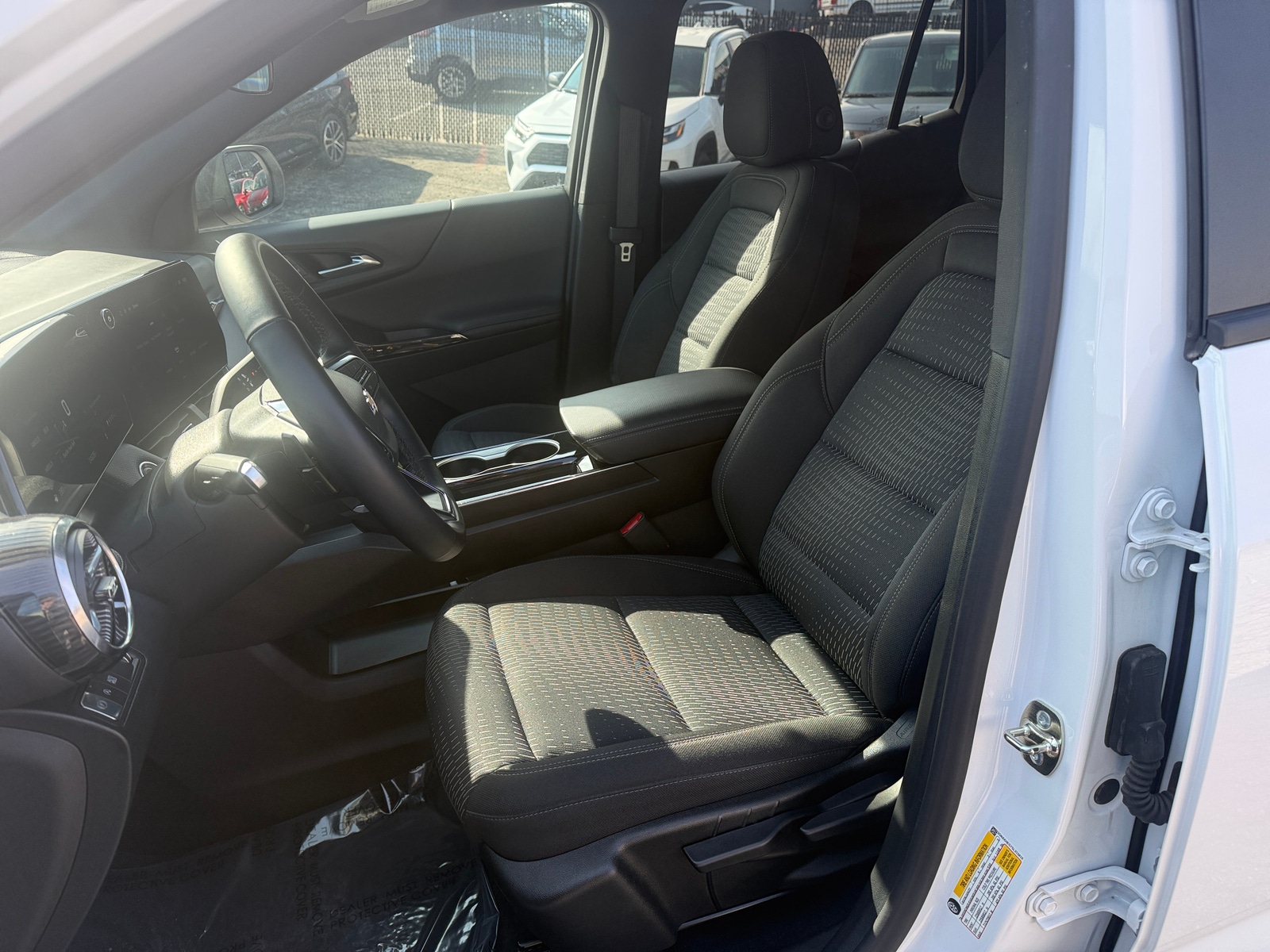 Thumbnail: 2025 Chevrolet Equinox - 2