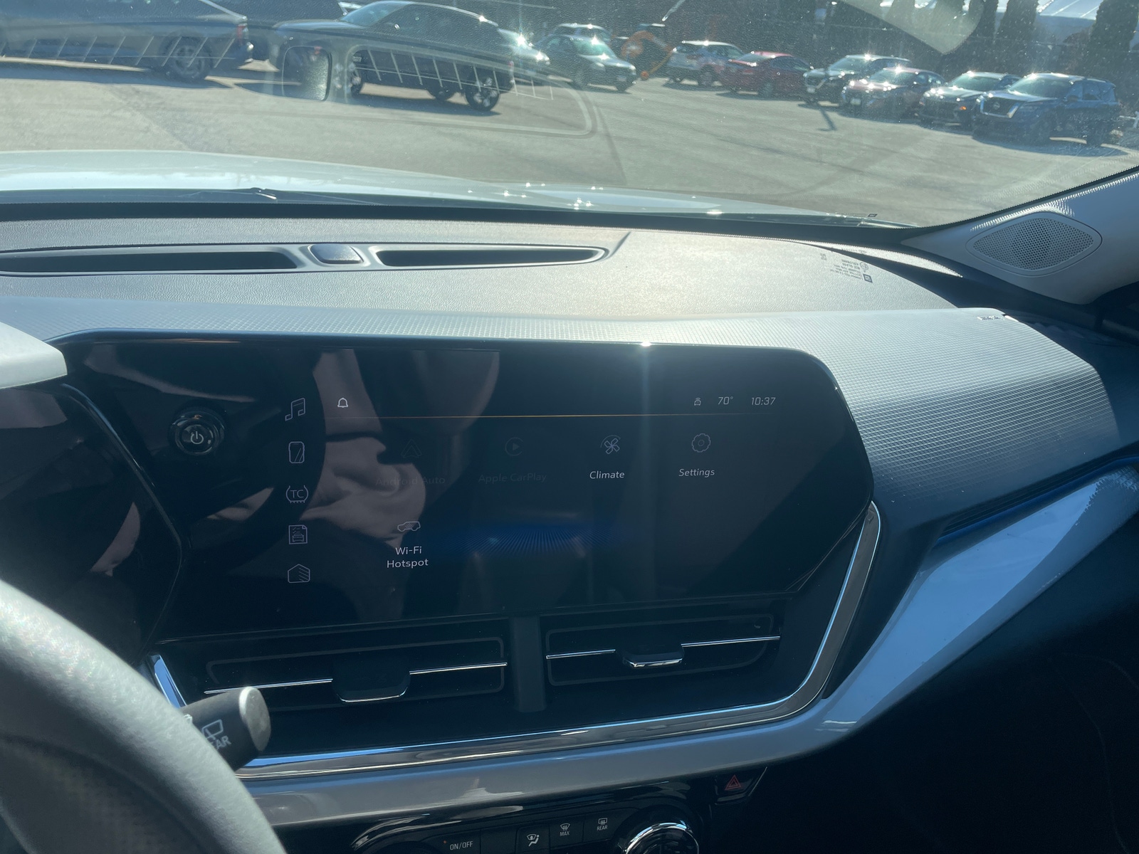 Thumbnail: 2025 Chevrolet Trax - 4