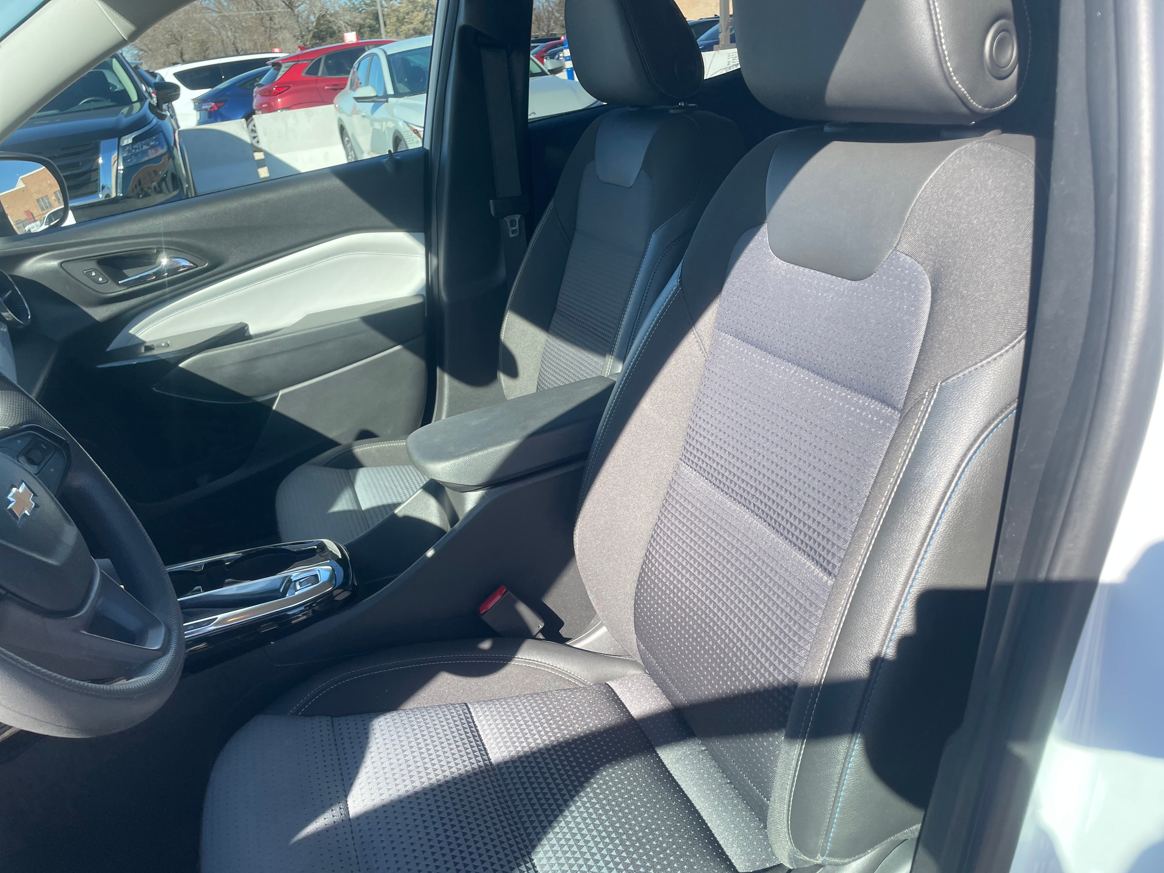 Thumbnail: 2025 Chevrolet Trax - 2