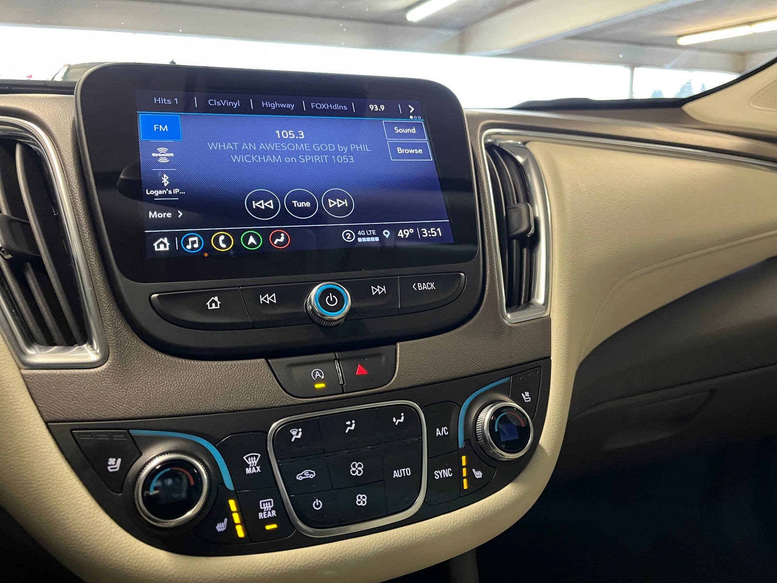 Thumbnail: 2024 Chevrolet Malibu - 4