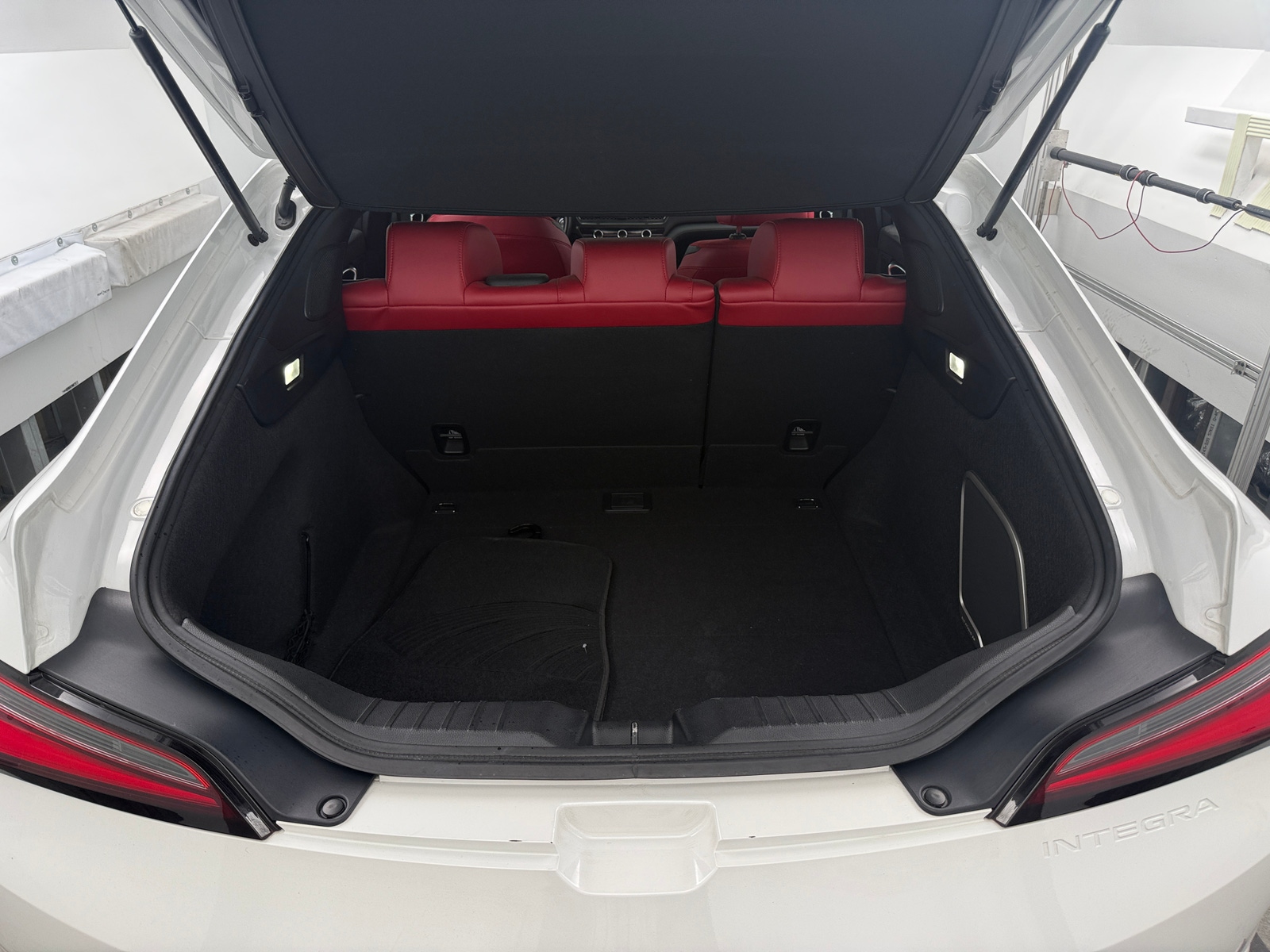 Thumbnail: 2023 Acura Integra - 6