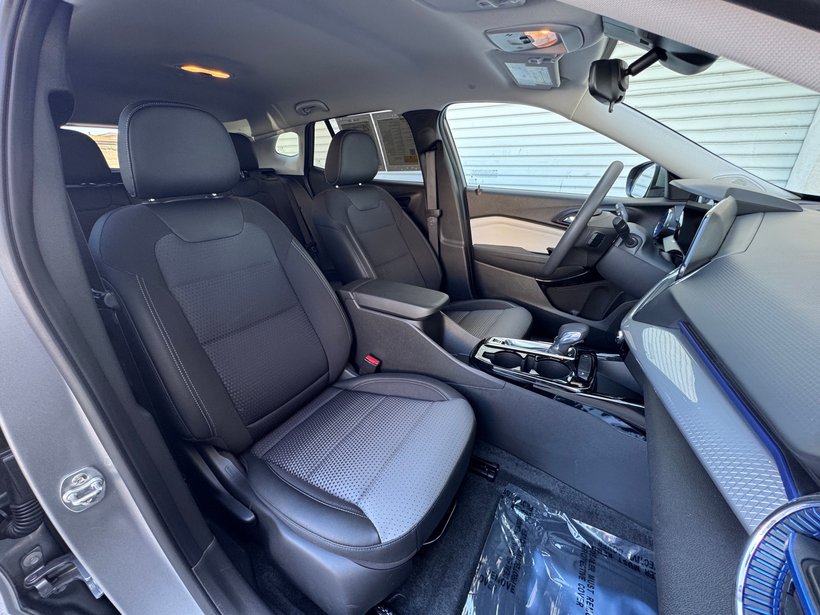 Thumbnail: 2025 Chevrolet Trax - 2