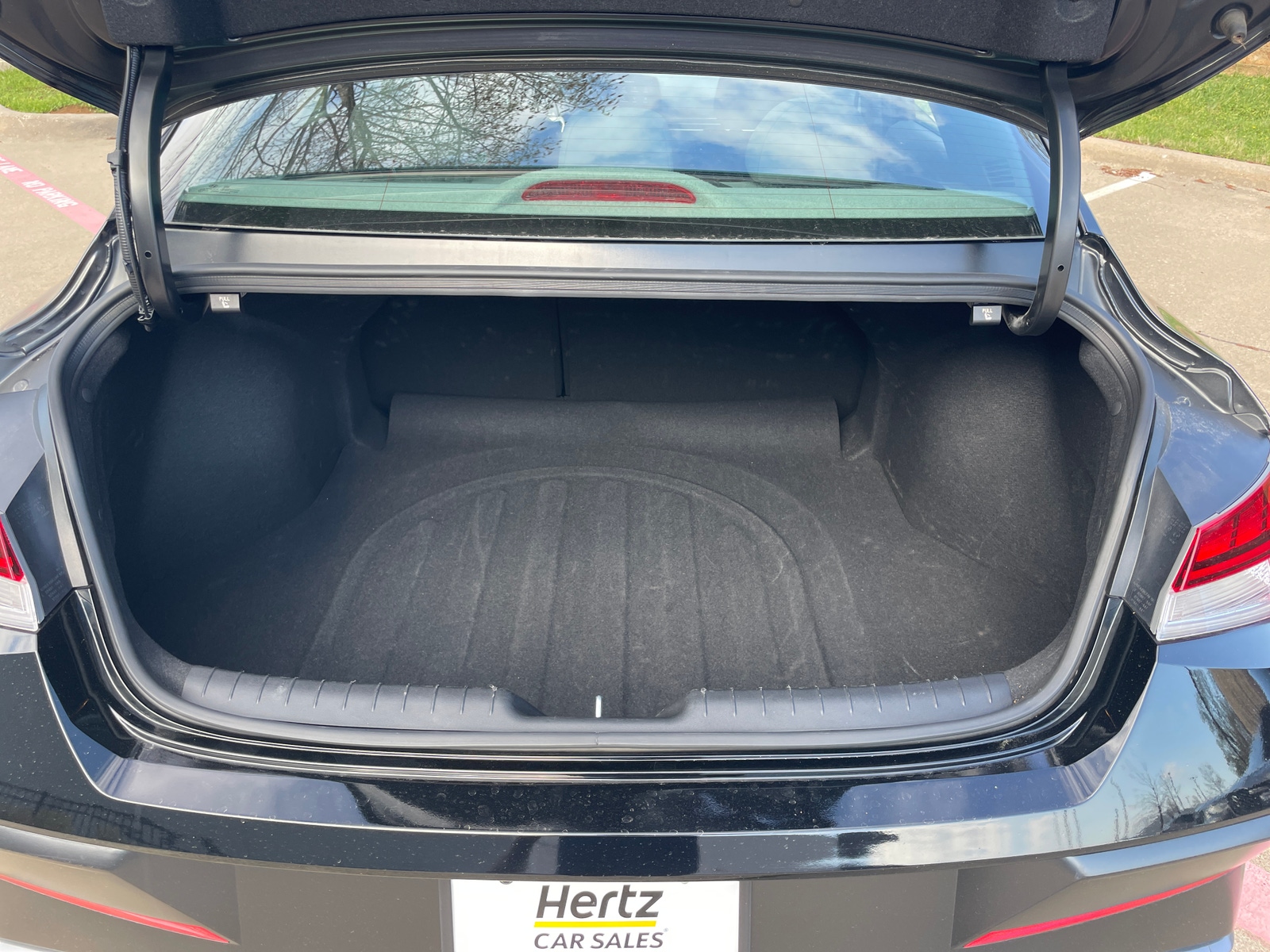 Thumbnail: 2025 Hyundai Elantra - 6