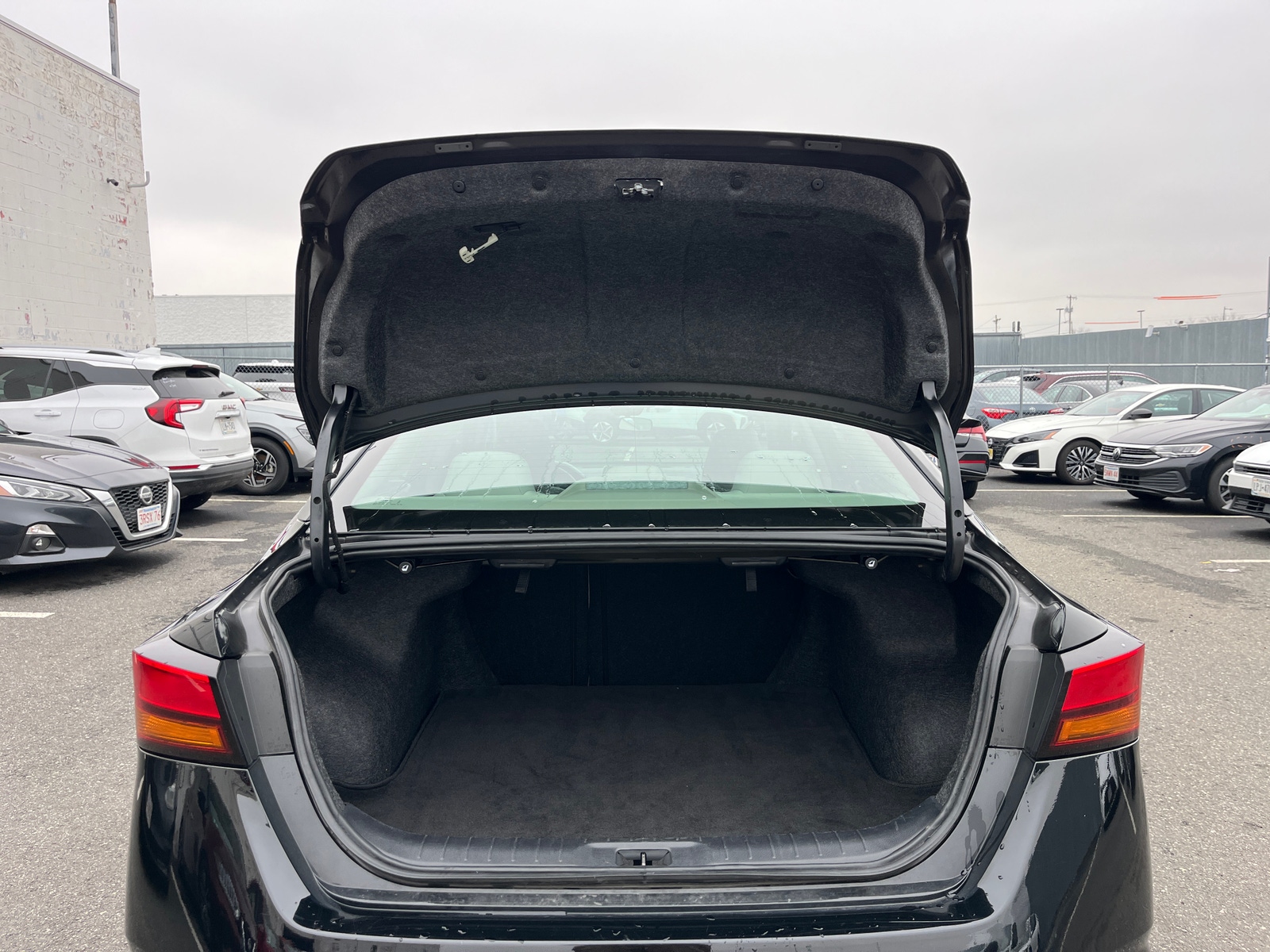 Thumbnail: 2025 Nissan Altima - 6