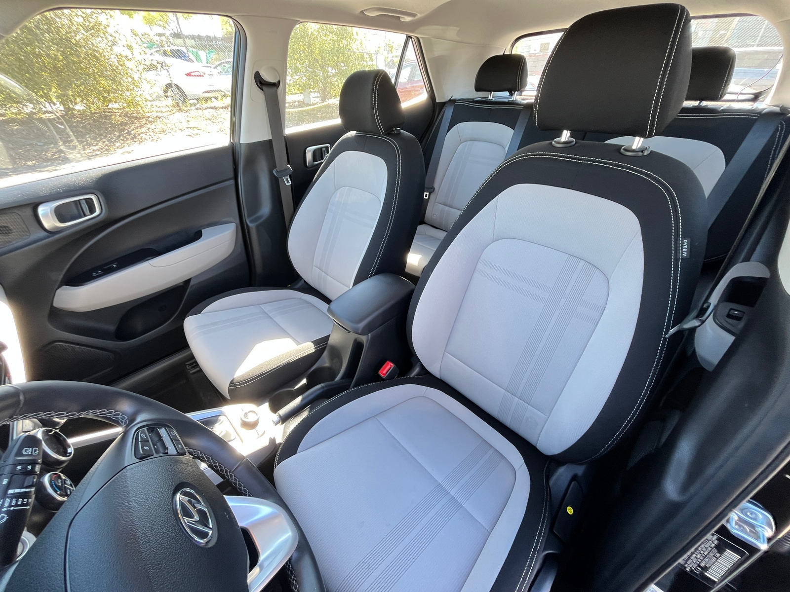 Thumbnail: 2025 Hyundai Venue - 2