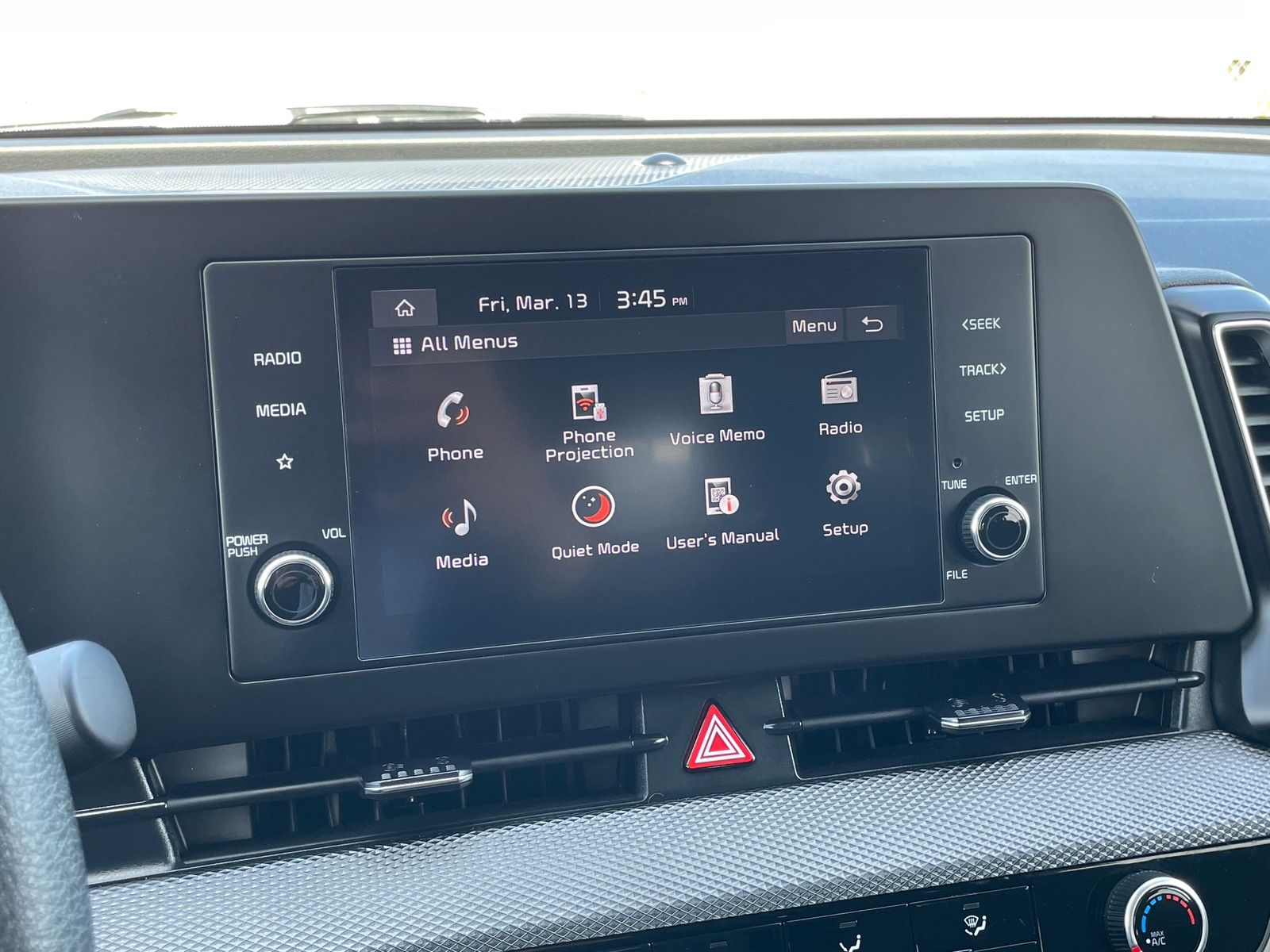 Thumbnail: 2025 Kia Sportage - 4