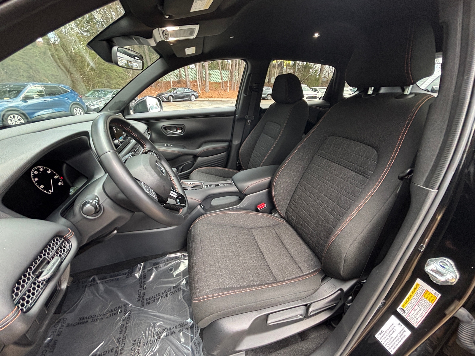 Thumbnail: 2025 Honda HR-V - 2