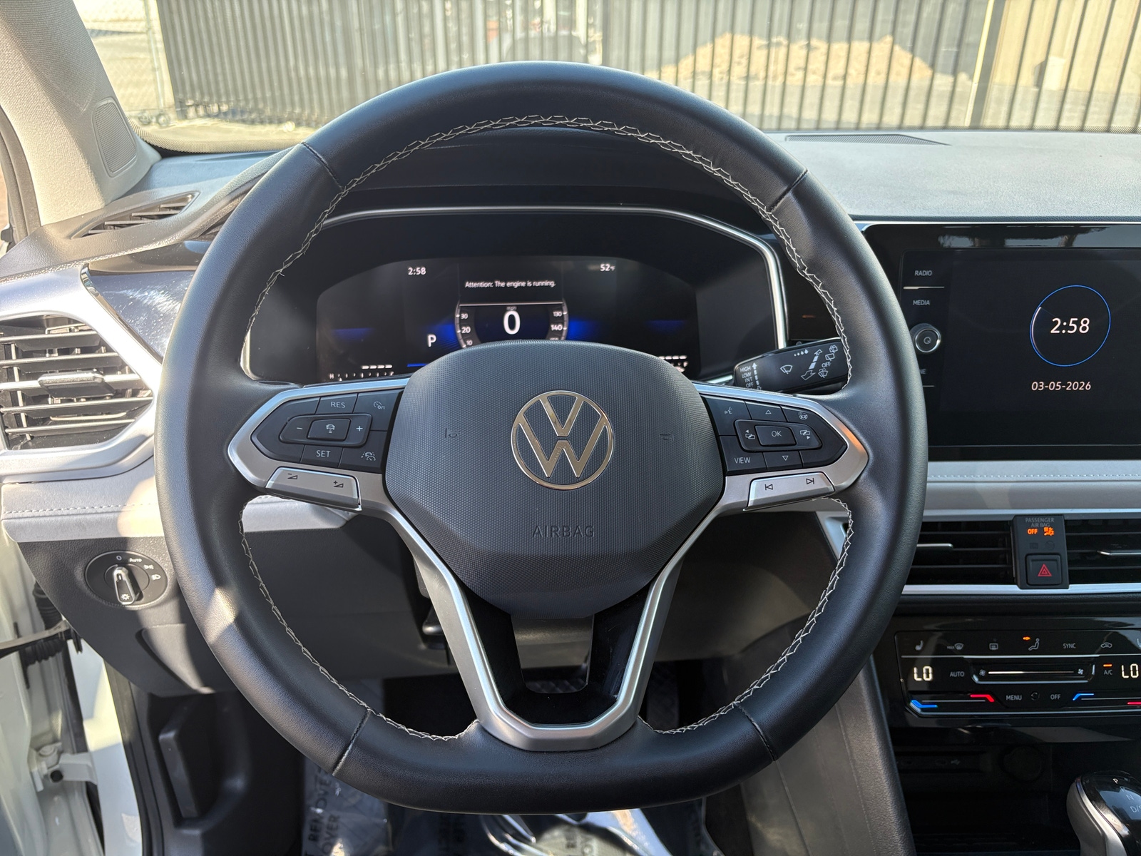 Thumbnail: 2025 Volkswagen Taos - 5