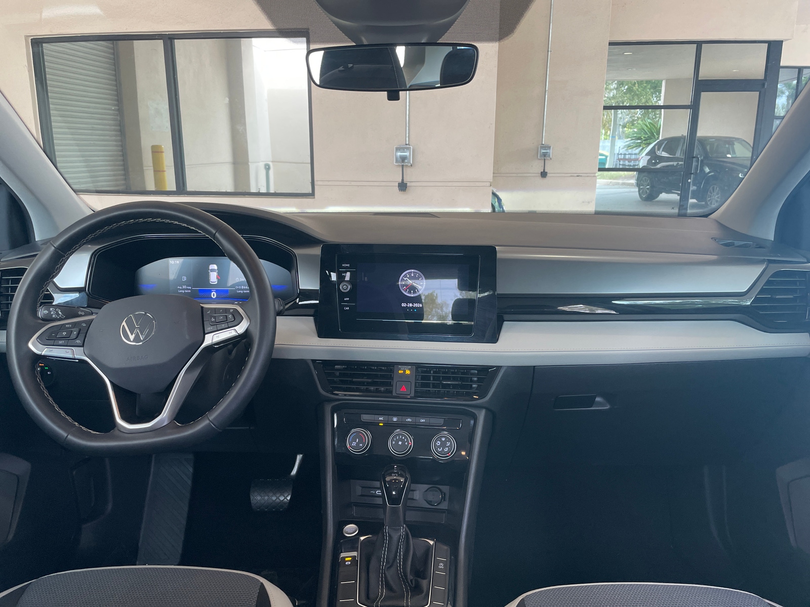 Thumbnail: 2025 Volkswagen Taos - 3