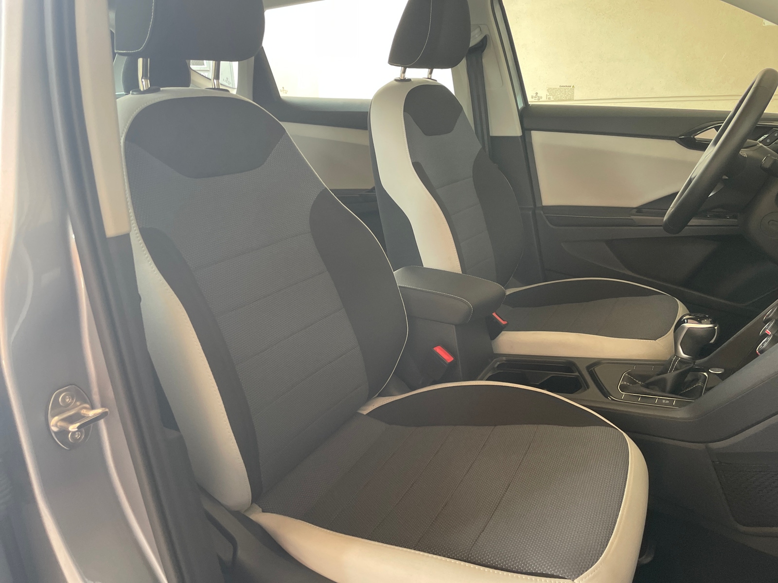 Thumbnail: 2025 Volkswagen Taos - 2