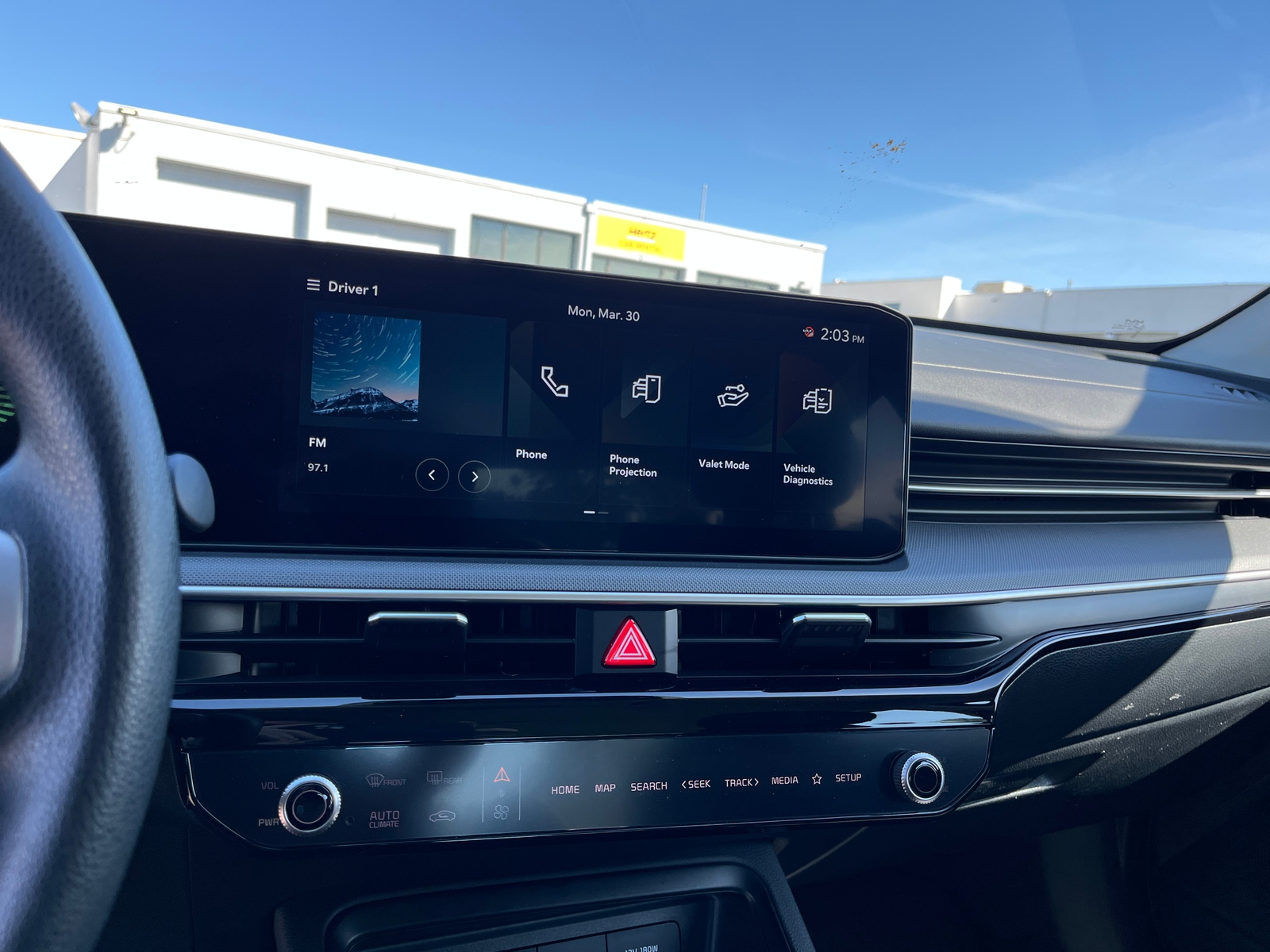 Thumbnail: 2025 Kia K5 - 4