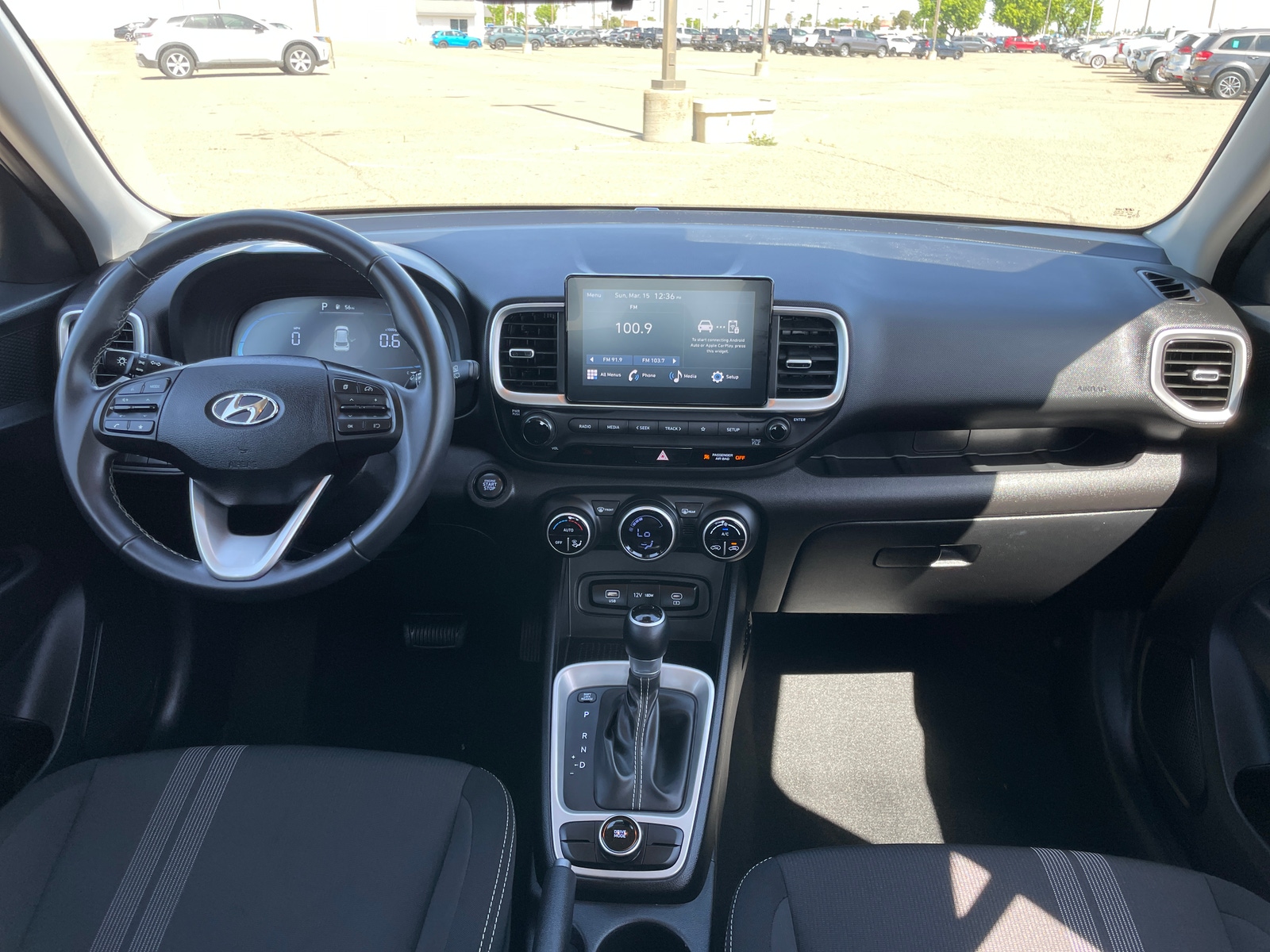 Thumbnail: 2025 Hyundai Venue - 3