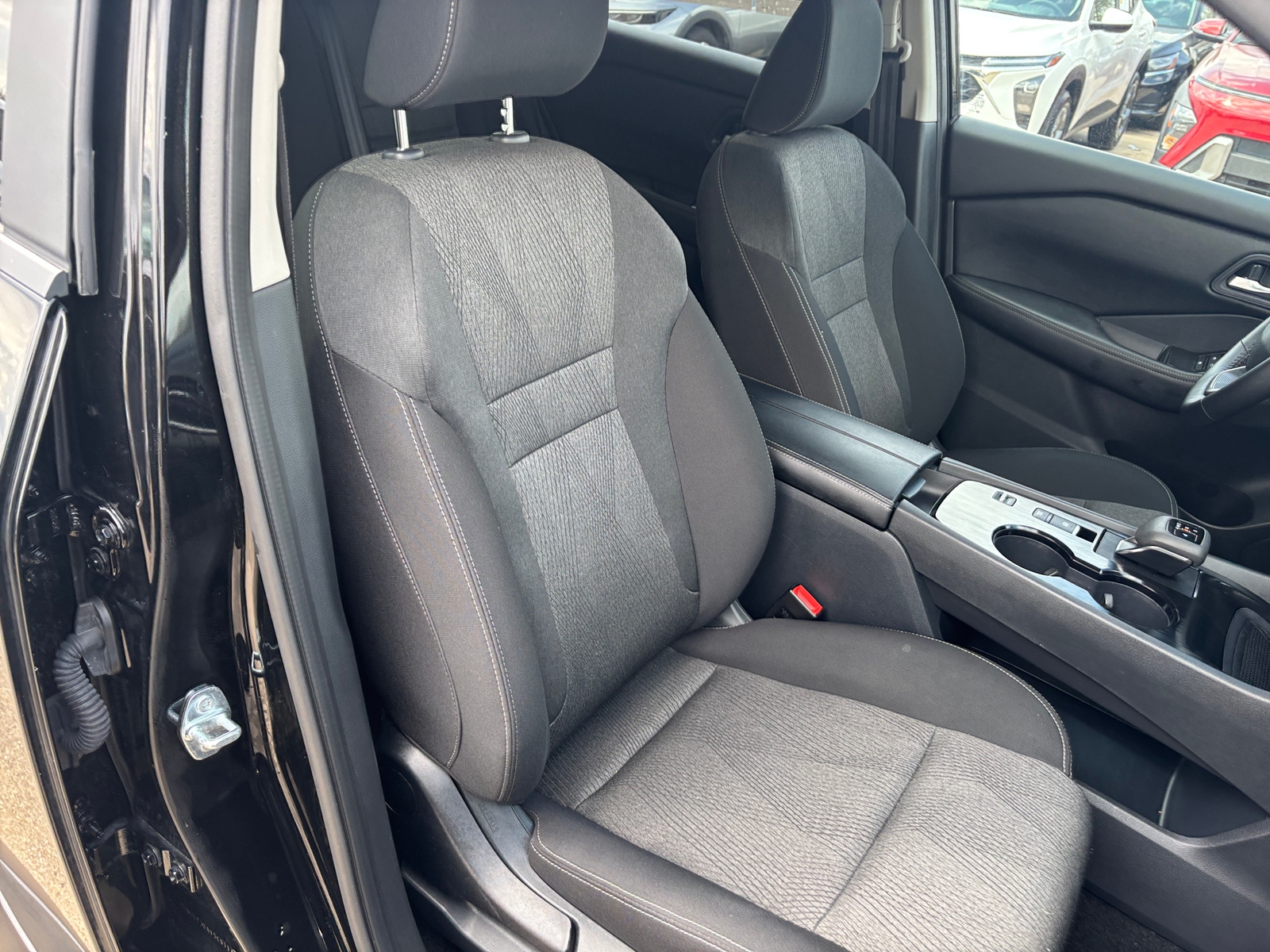 Thumbnail: 2025 Nissan Rogue - 2