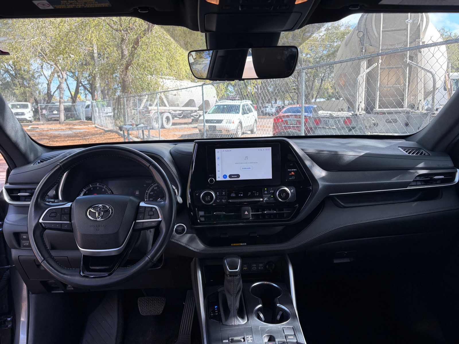 Thumbnail: 2024 Toyota Highlander - 3