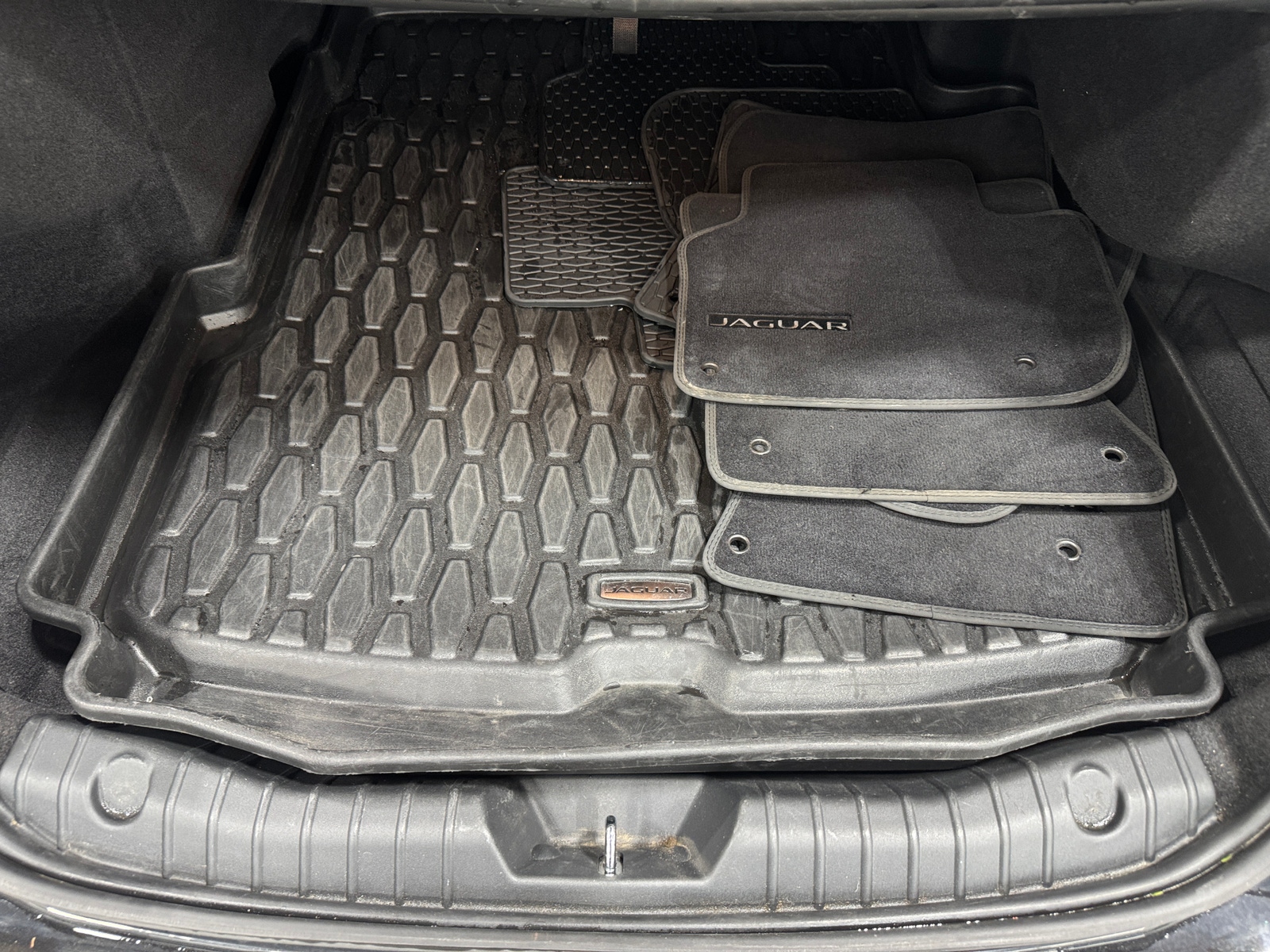 Thumbnail: 2021 Jaguar XF - 6