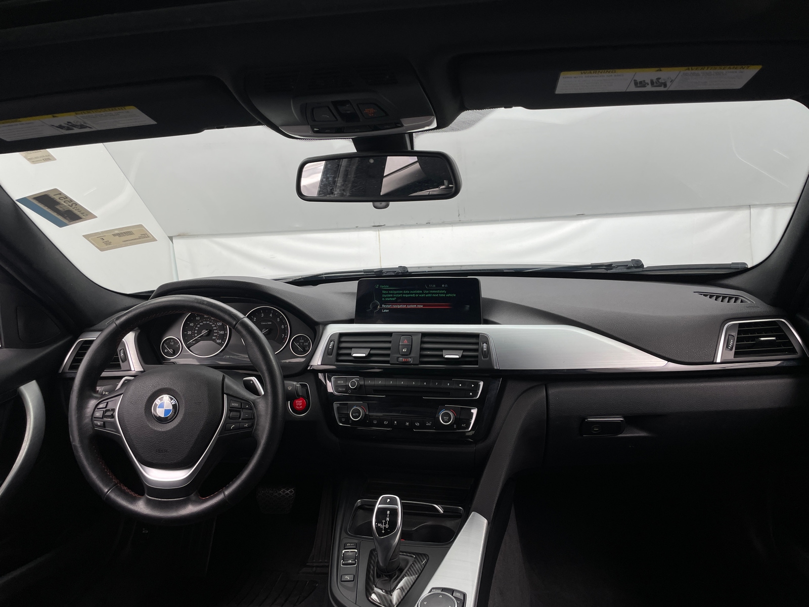 Thumbnail: 2016 BMW 3 Series - 2