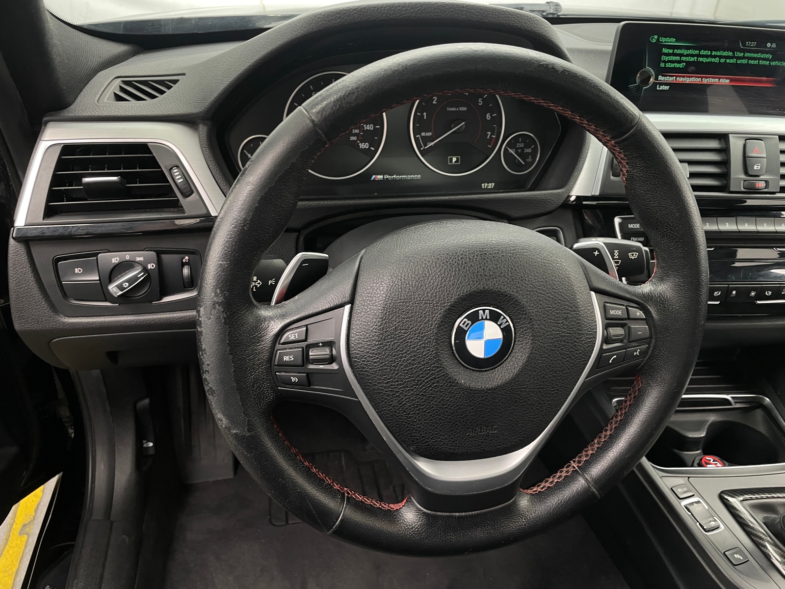 Thumbnail: 2016 BMW 3 Series - 4