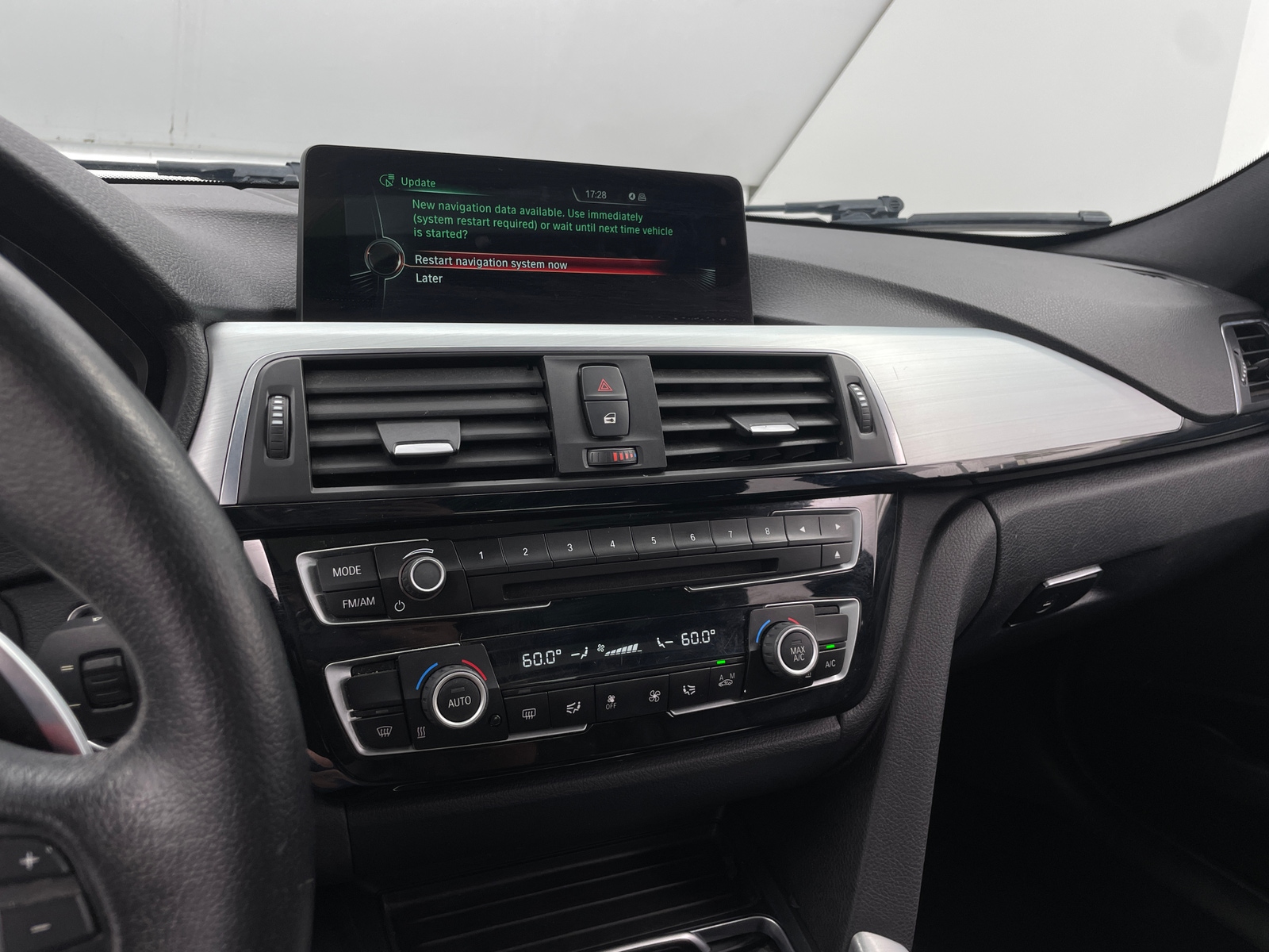 Thumbnail: 2016 BMW 3 Series - 3