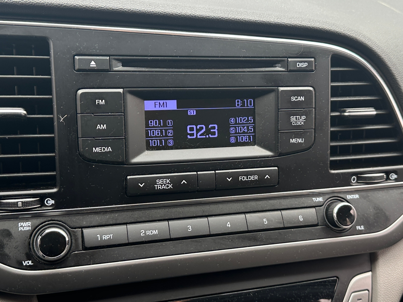 Thumbnail: 2018 Hyundai Elantra - 4