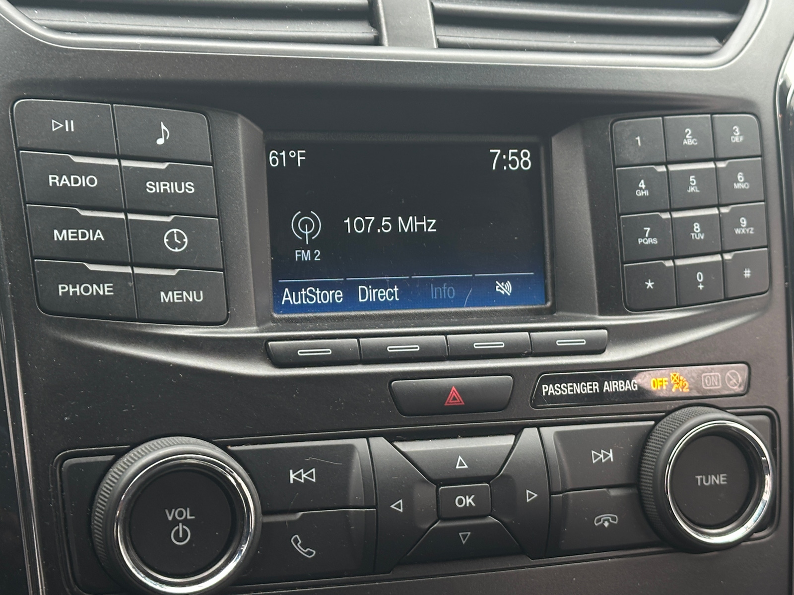 Thumbnail: 2018 Ford Explorer - 4