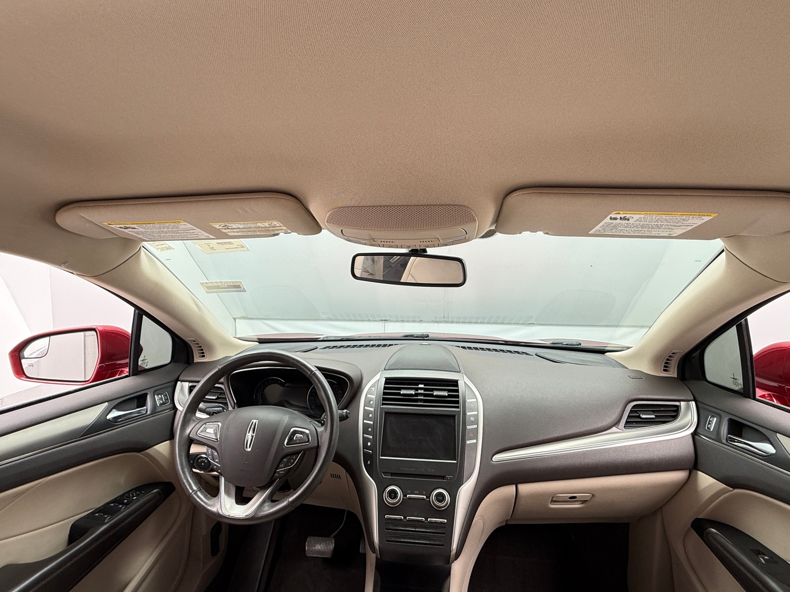 Thumbnail: 2017 Lincoln MKC - 2