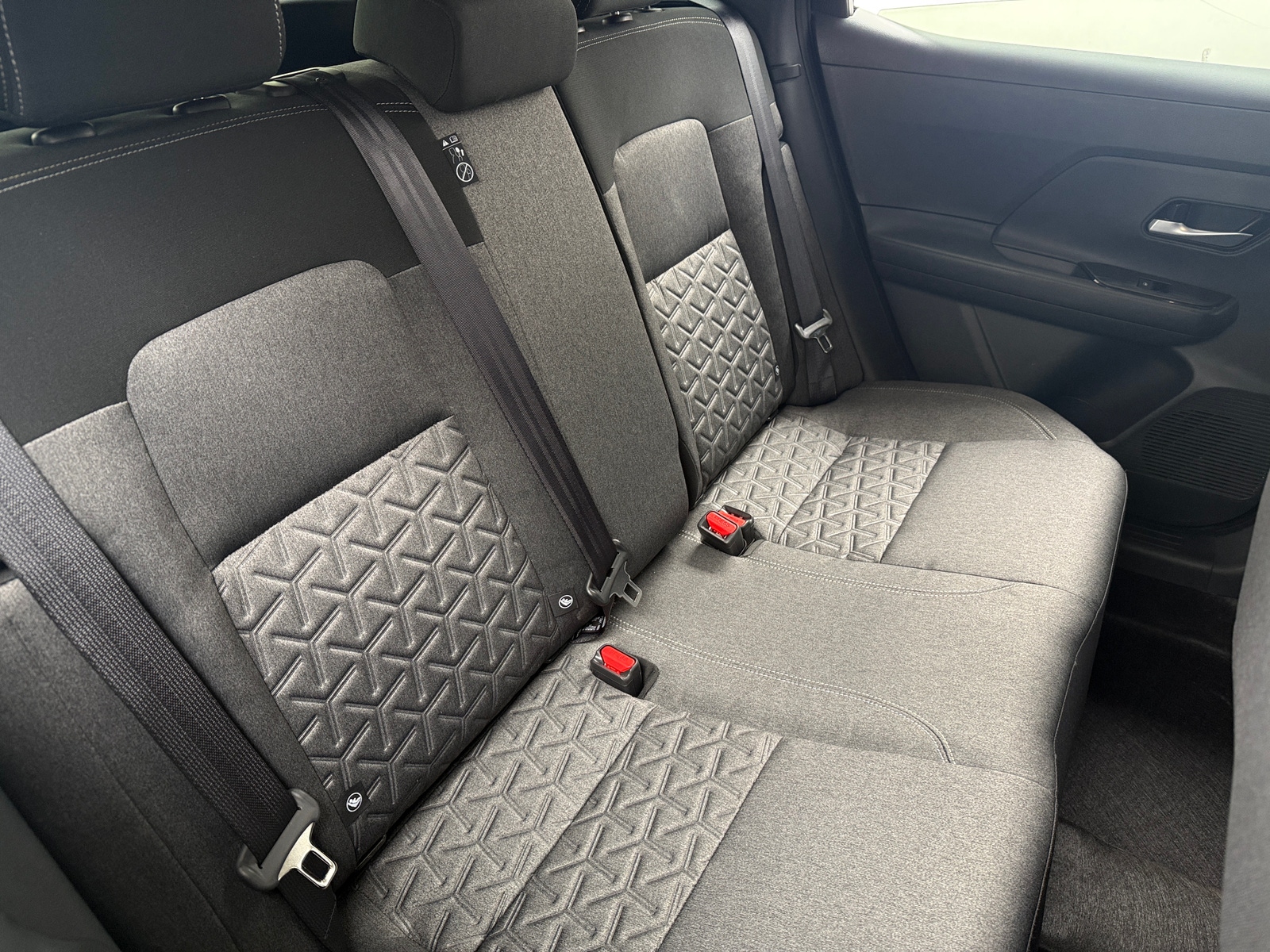 Thumbnail: 2025 Nissan Kicks - 6