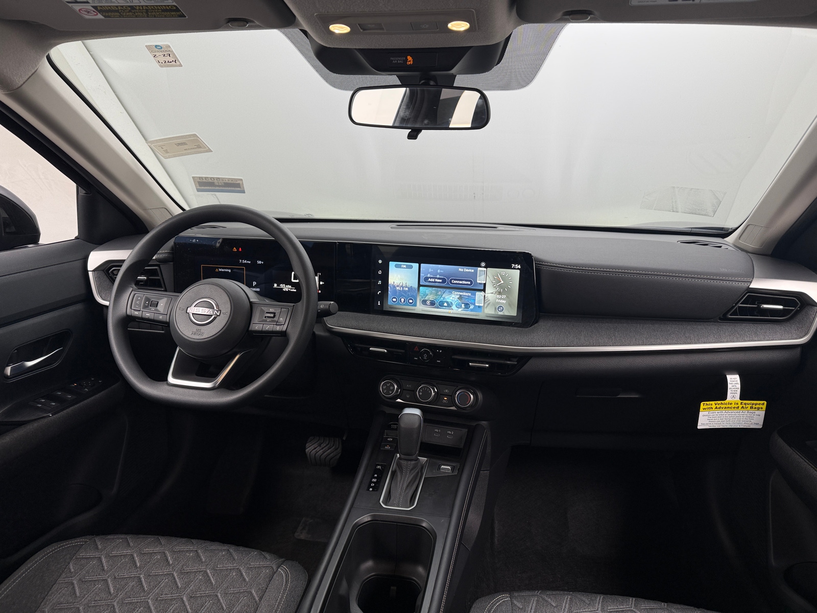 Thumbnail: 2025 Nissan Kicks - 3