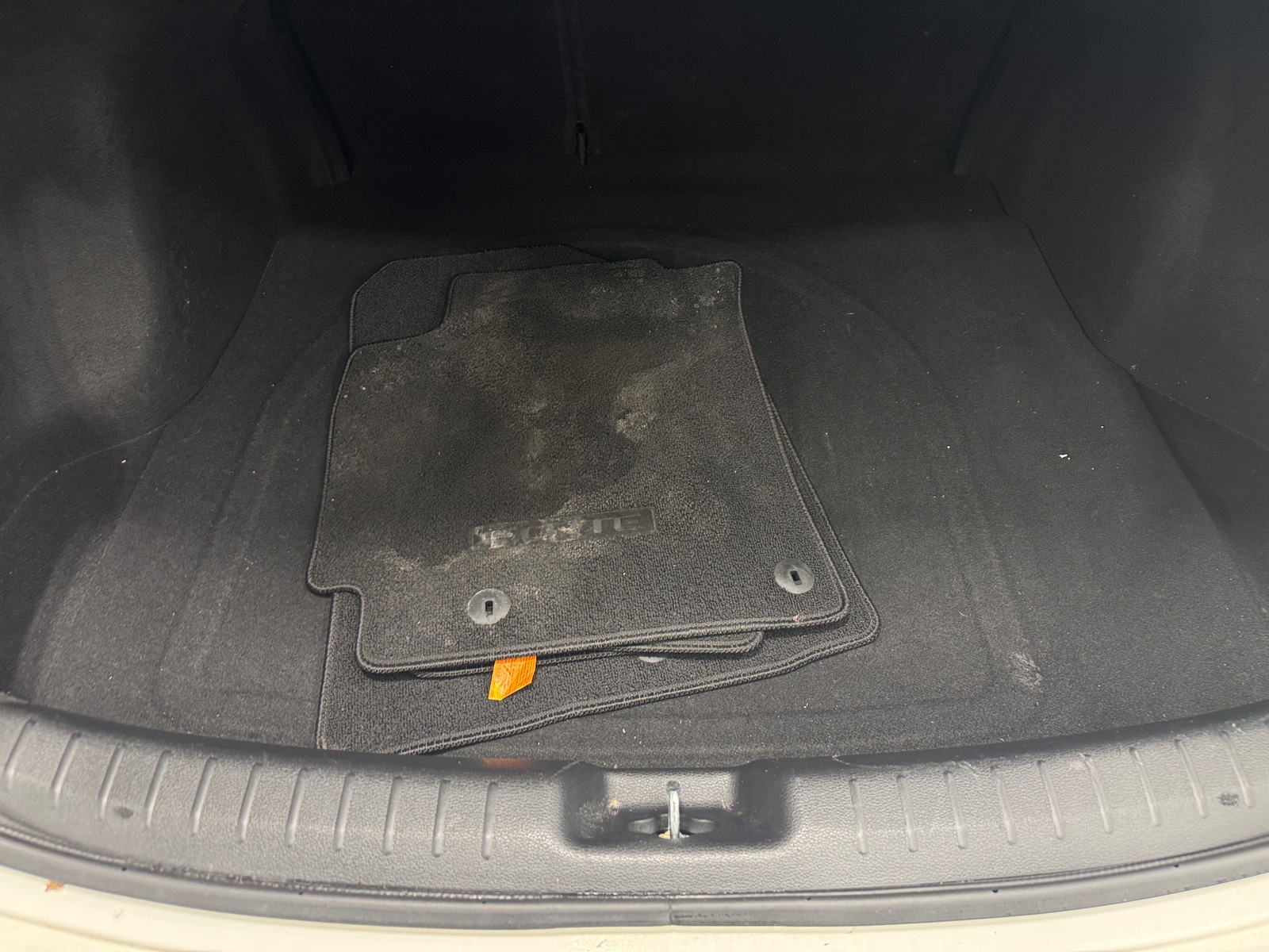 Thumbnail: 2020 Kia Forte - 6