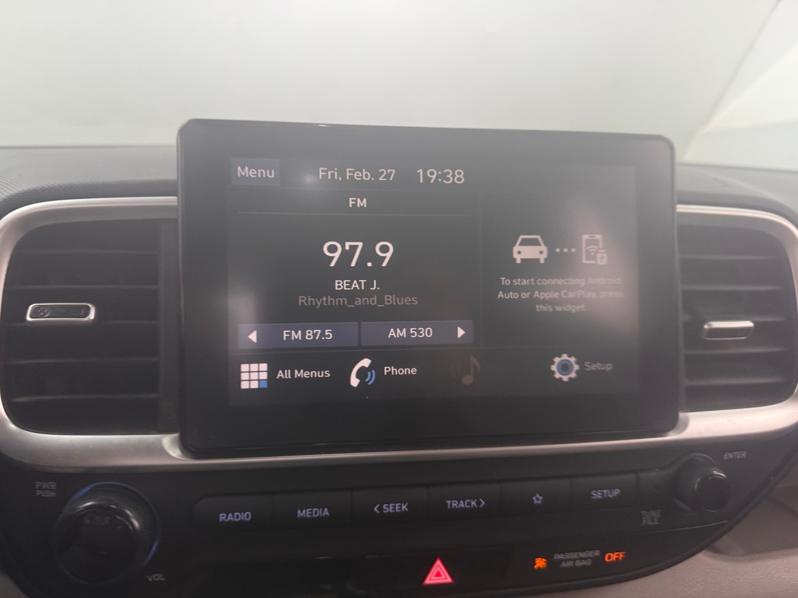 Thumbnail: 2021 Hyundai Venue - 4