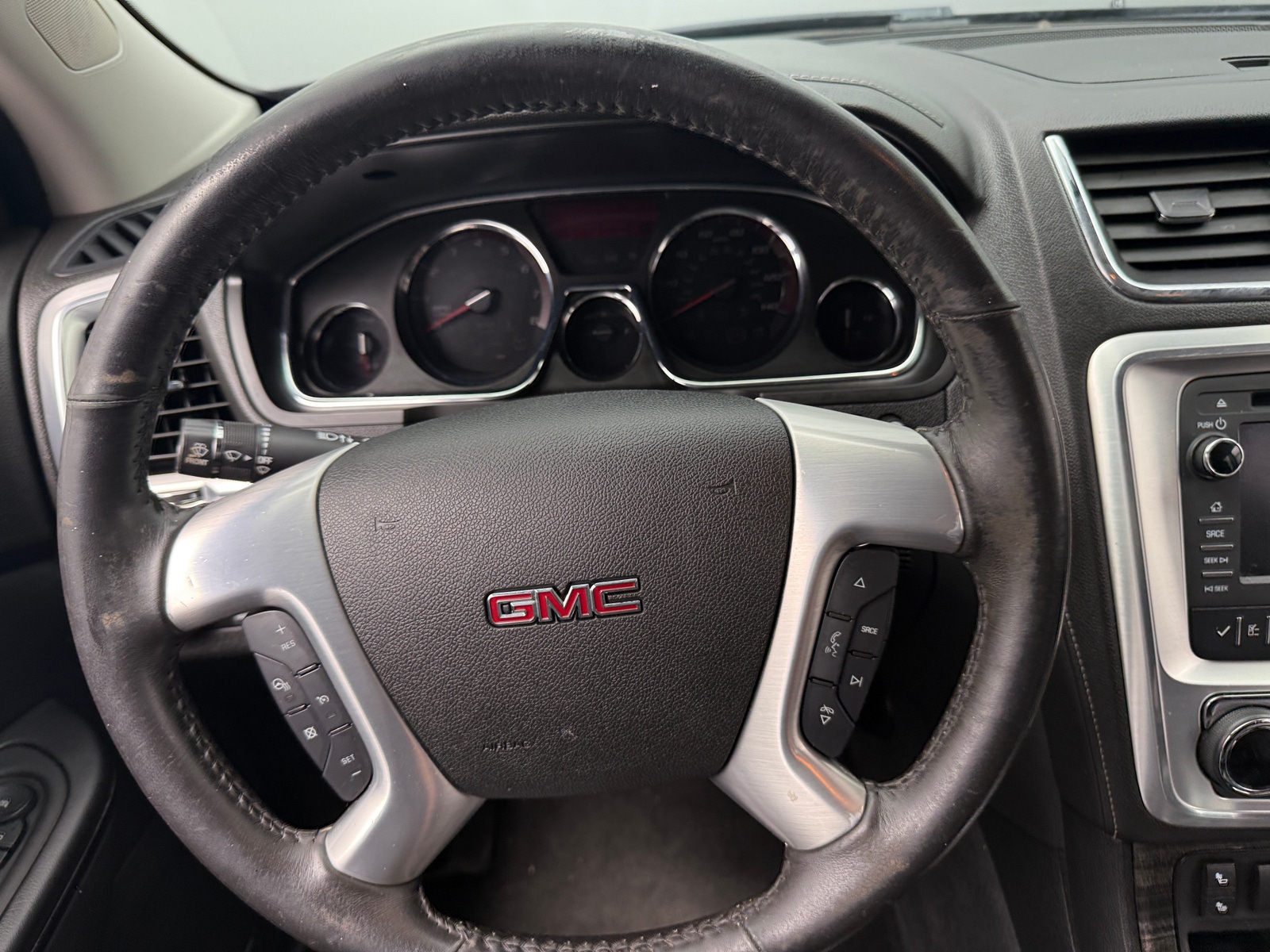 Thumbnail: 2017 GMC Acadia - 4