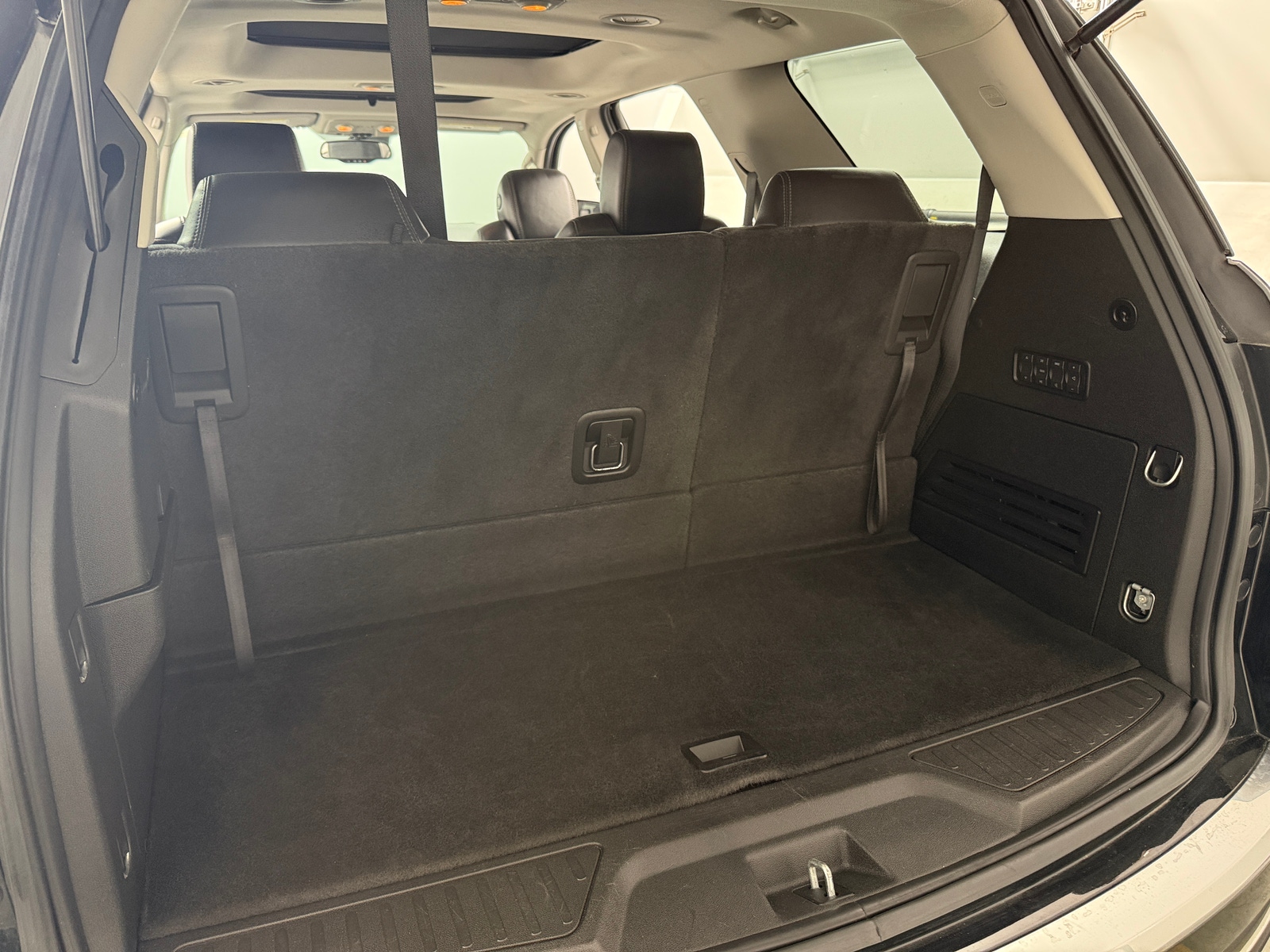 Thumbnail: 2017 GMC Acadia - 6