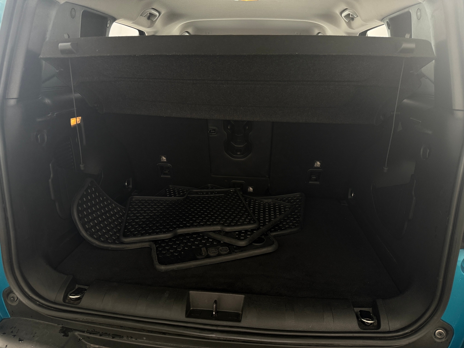 Thumbnail: 2021 Jeep Renegade - 6