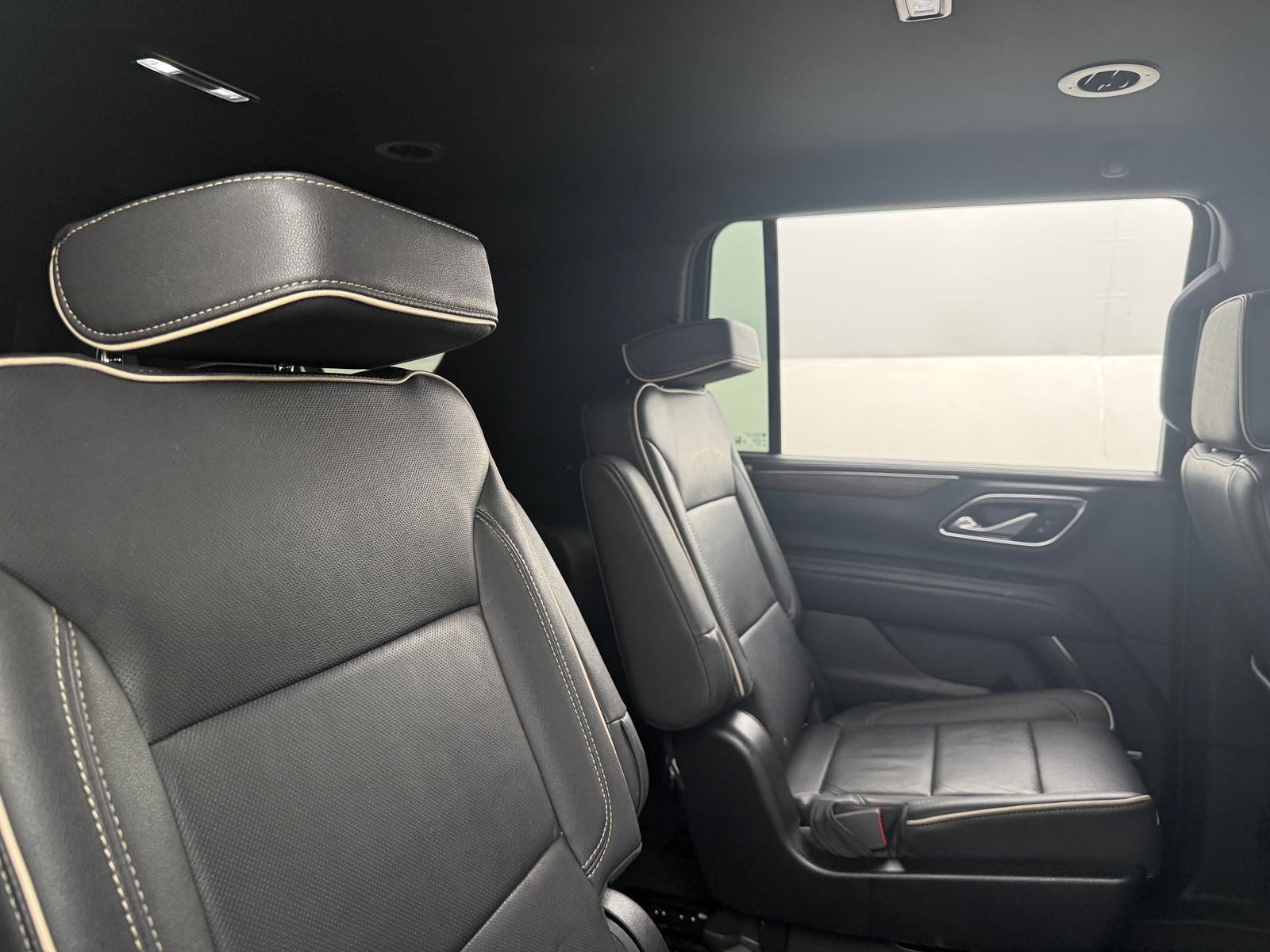 Thumbnail: 2023 Chevrolet Suburban - 5