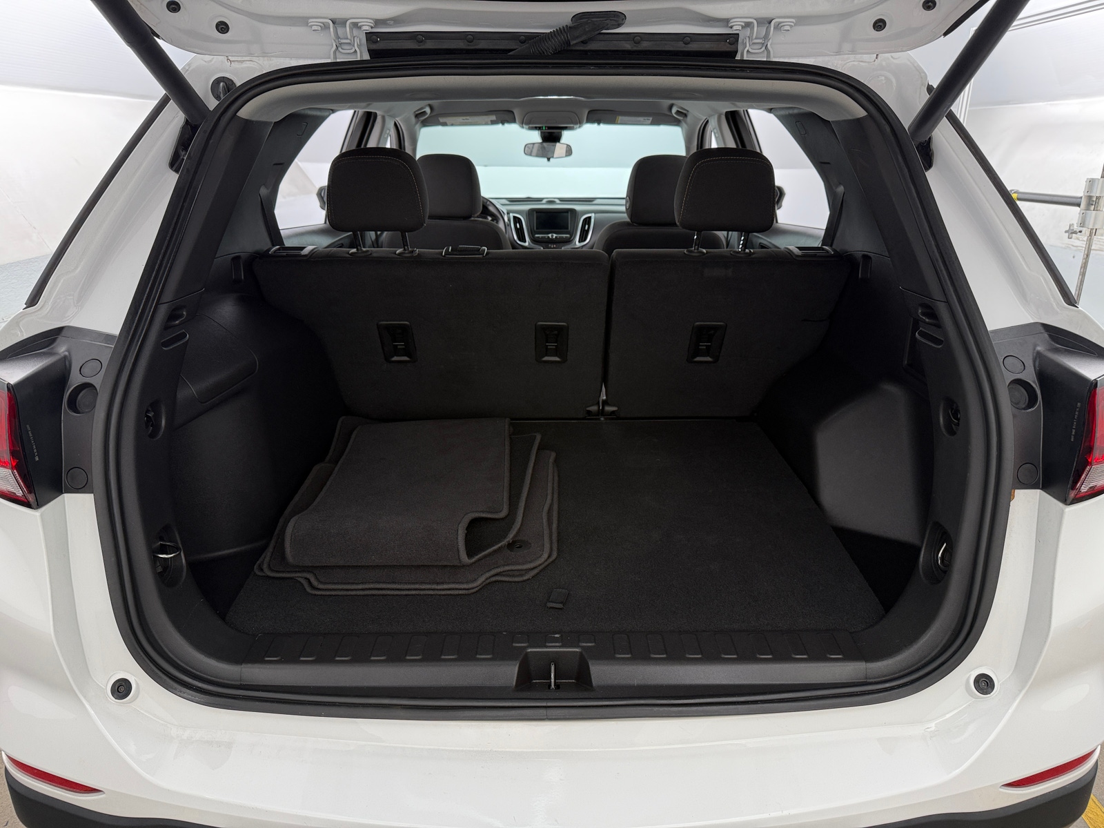 Thumbnail: 2024 Chevrolet Equinox - 7