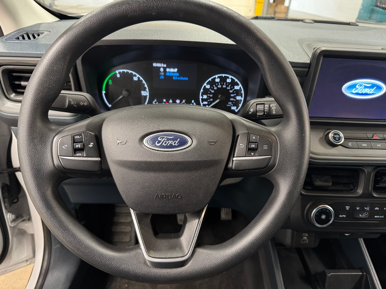 Thumbnail: 2022 Ford Maverick - 5