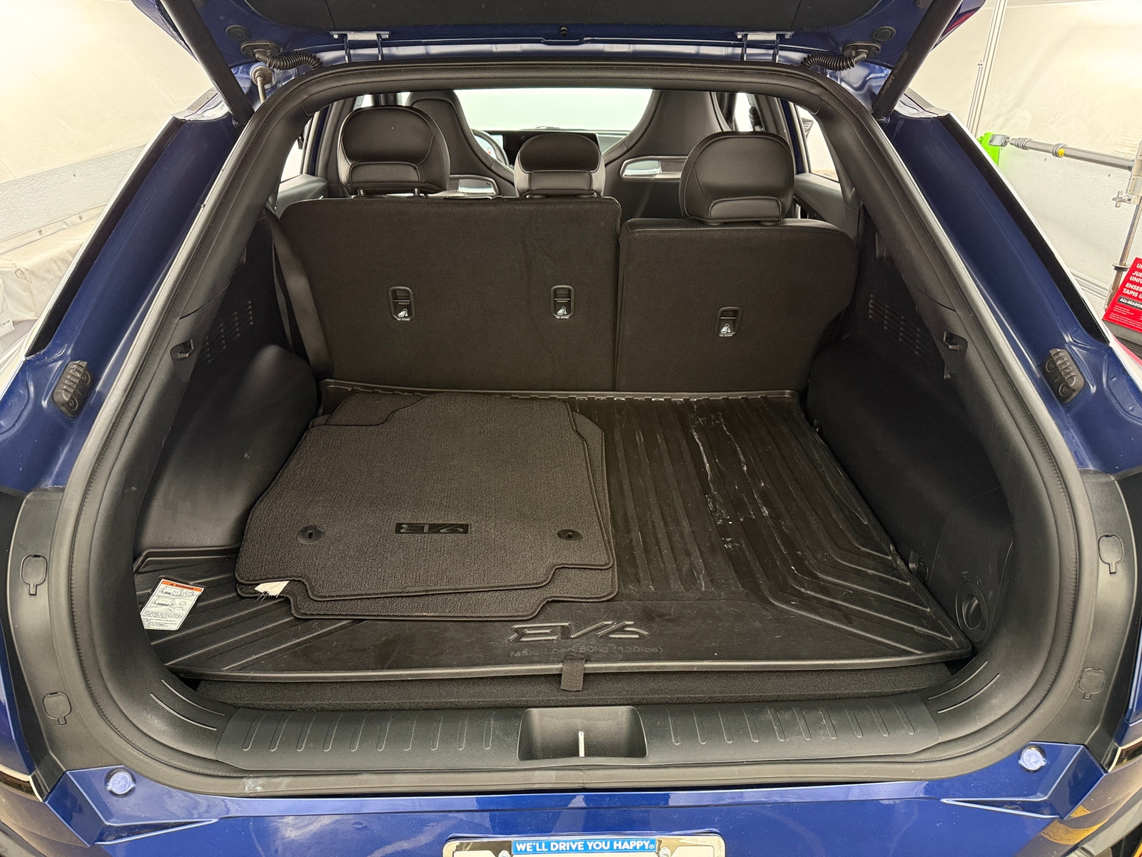 Thumbnail: 2023 Kia EV6 - 7