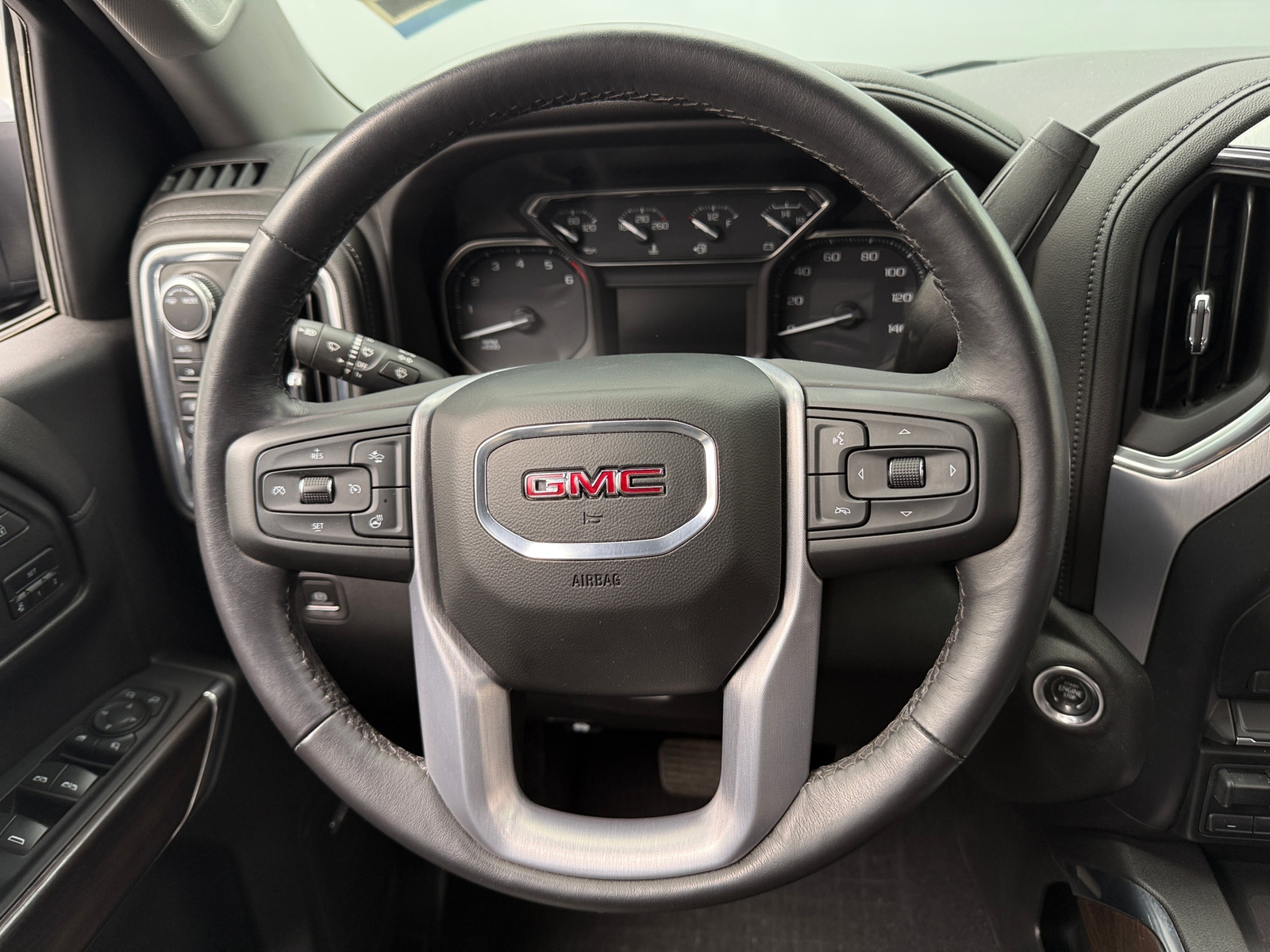 Thumbnail: 2022 GMC Sierra 1500 - 4