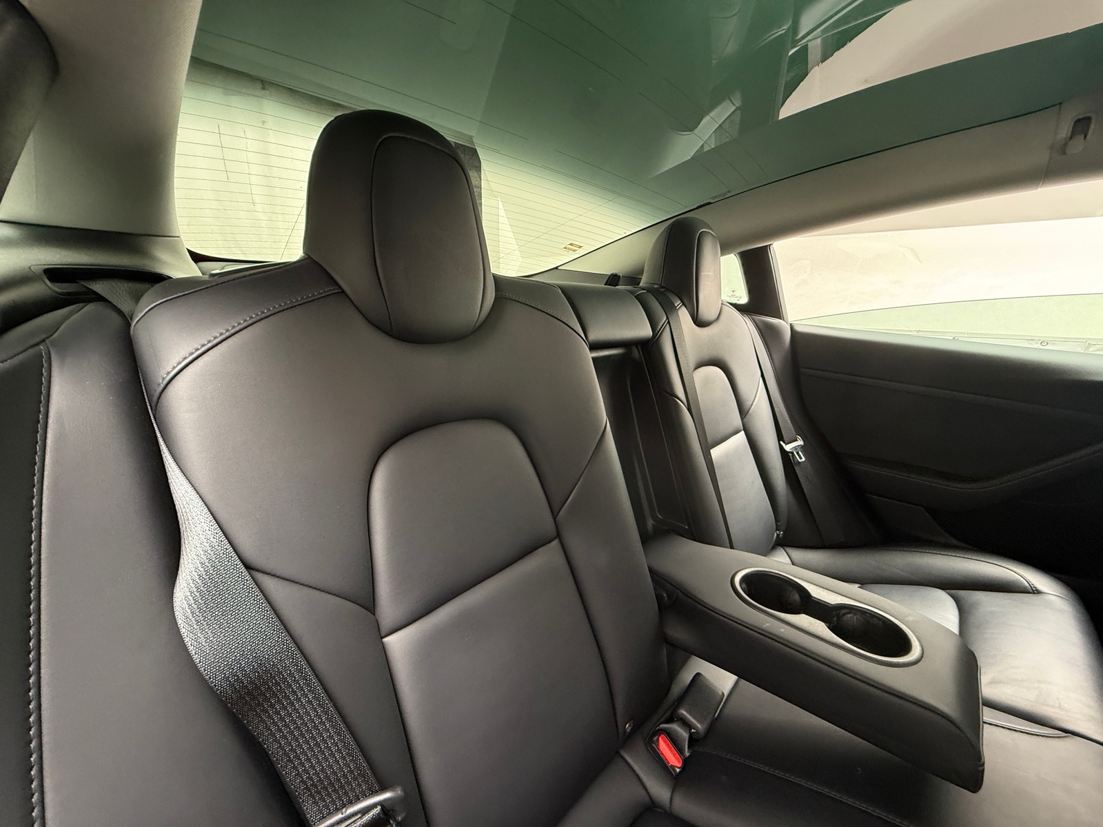 Thumbnail: 2022 Tesla Model 3 - 5