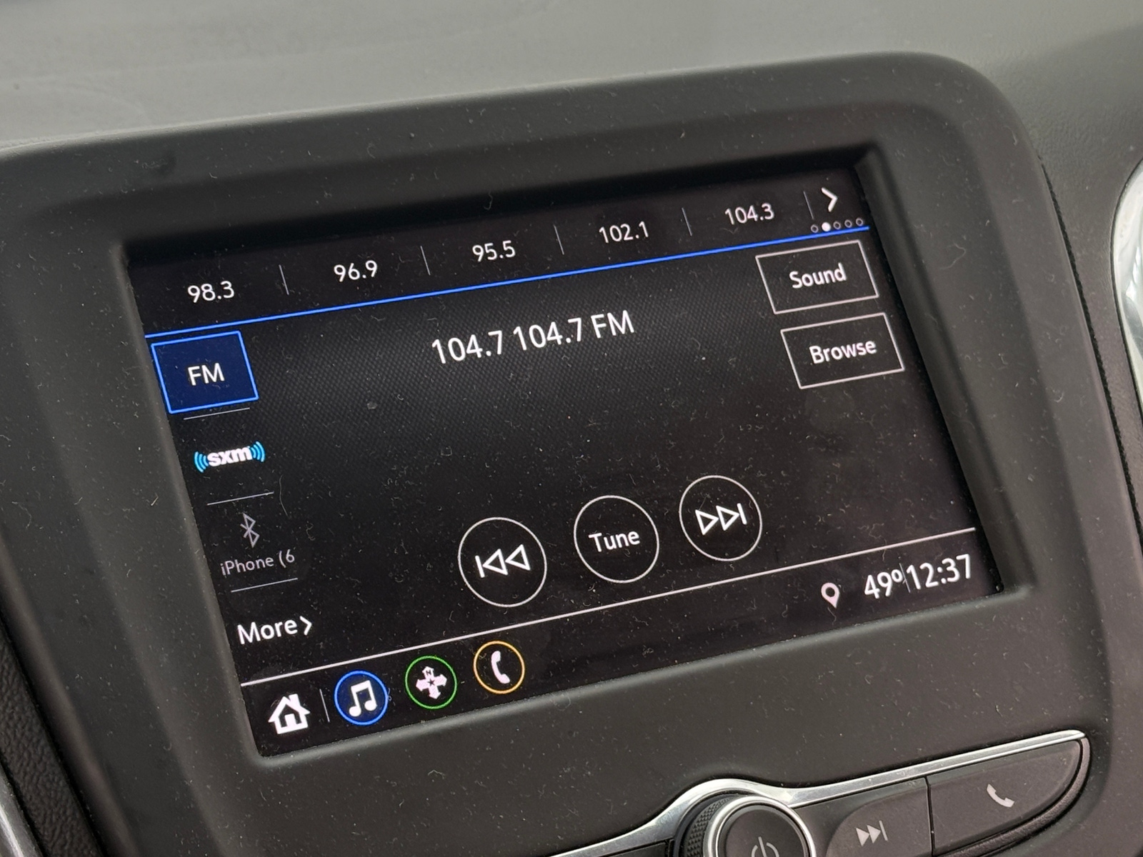 Thumbnail: 2020 Chevrolet Equinox - 4