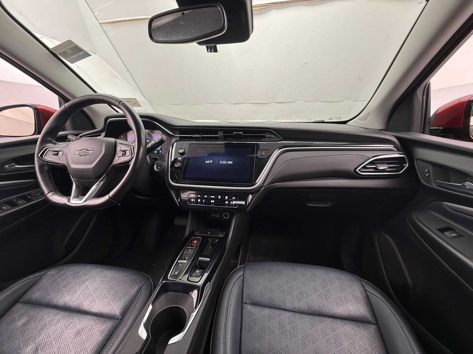 Thumbnail: 2022 Chevrolet Bolt EUV - 3