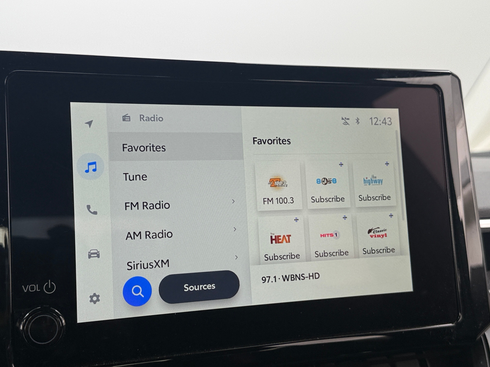 Thumbnail: 2025 Toyota Corolla - 4