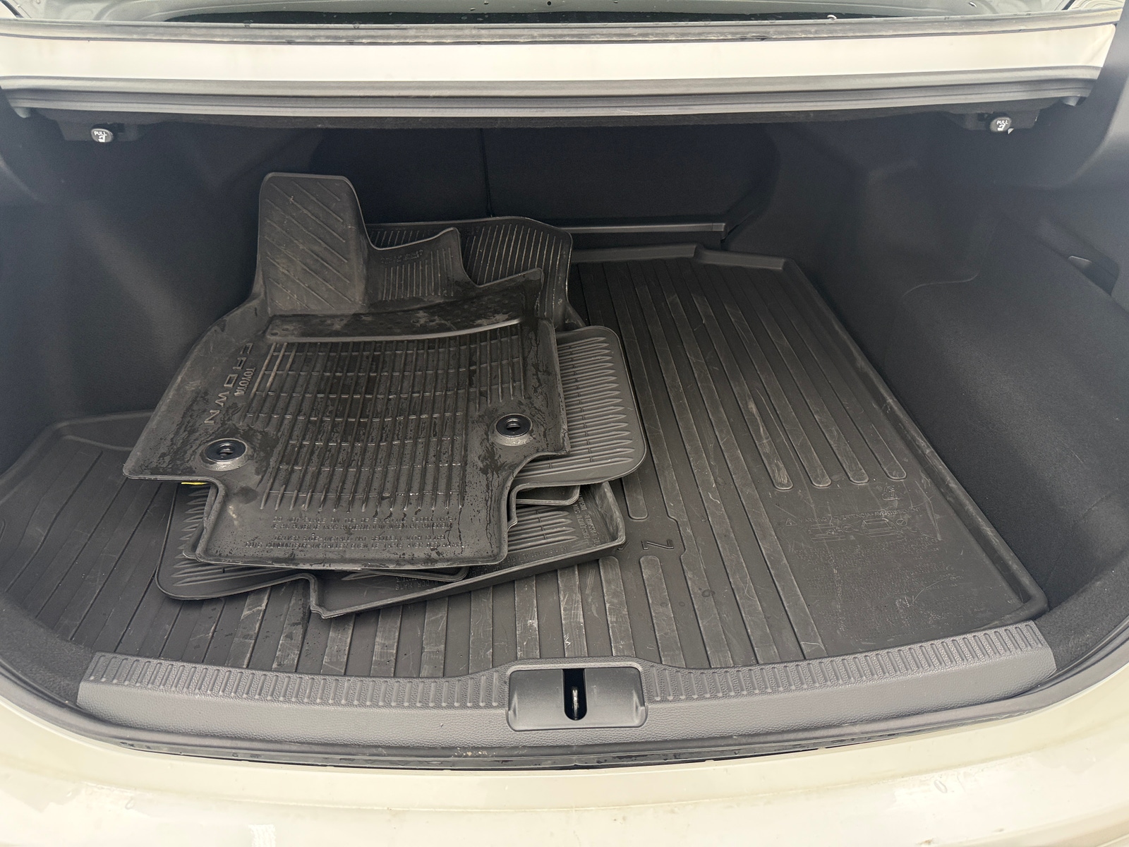 Thumbnail: 2023 Toyota Crown - 6