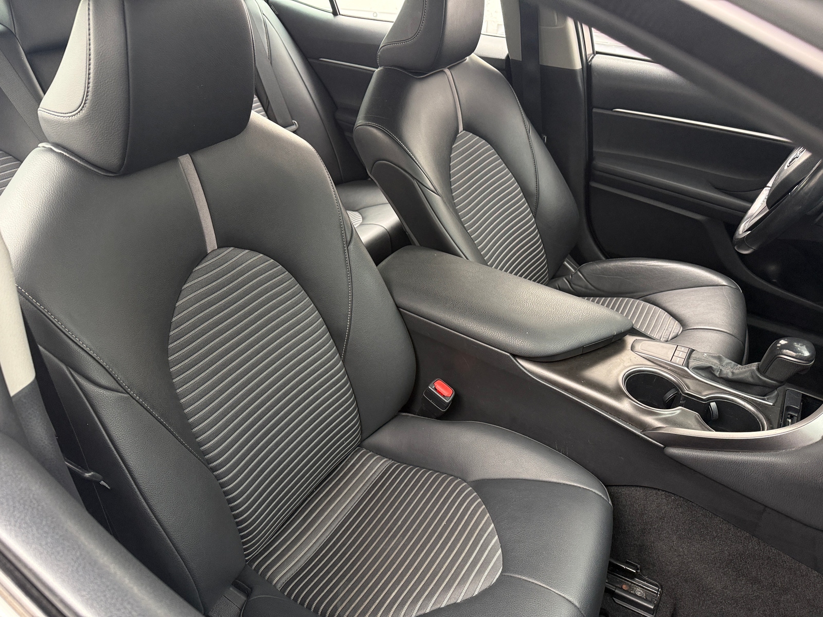 Thumbnail: 2022 Toyota Camry - 2