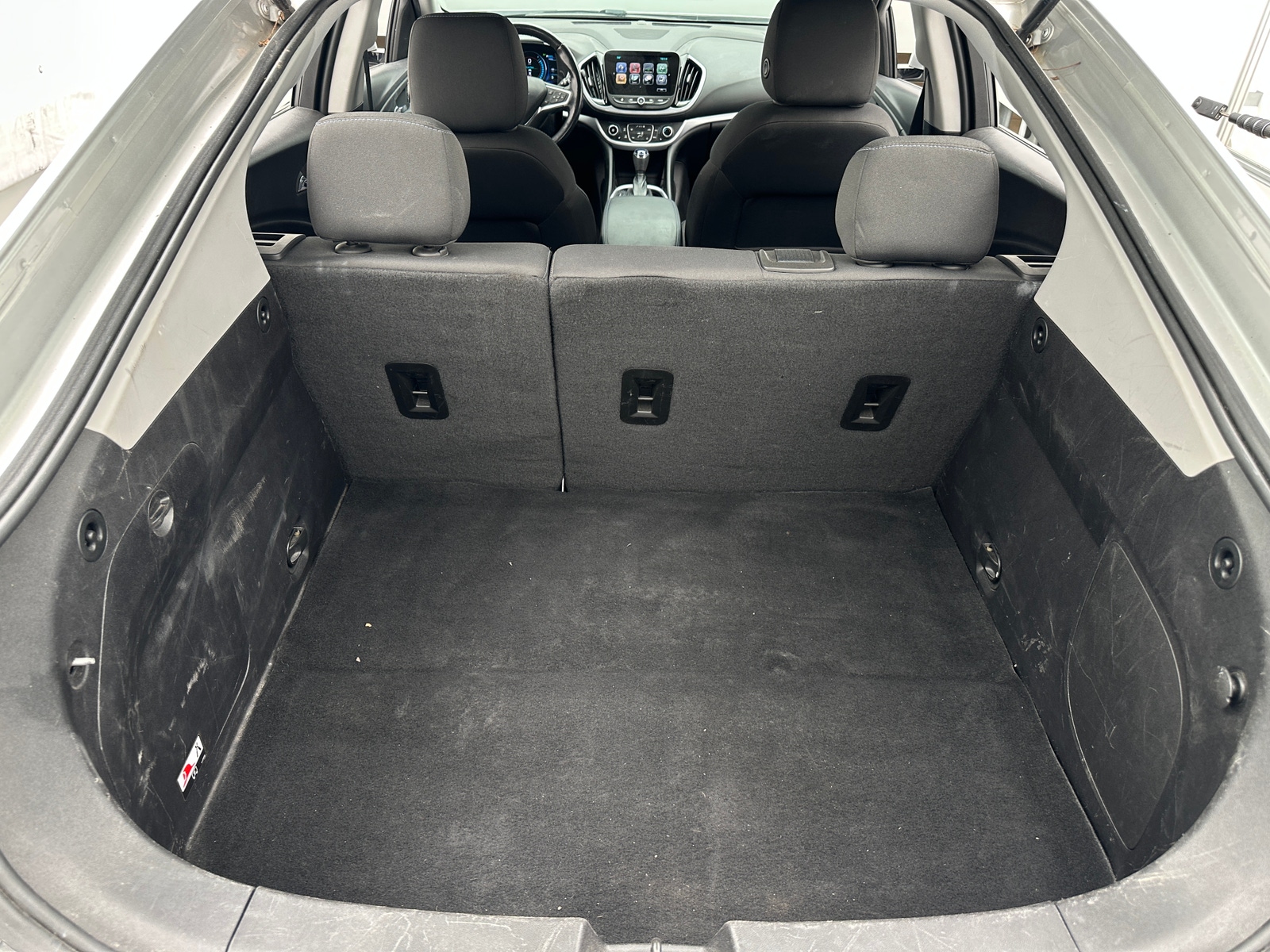 Thumbnail: 2018 Chevrolet Volt - 7